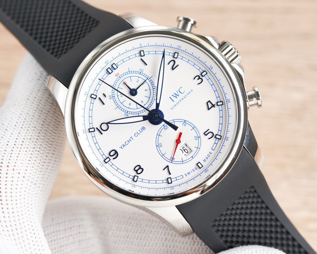 PORTUGUESE YACHTCLUB 45MM STEEL CASE SILVER DIAL CHRONOGRAPH