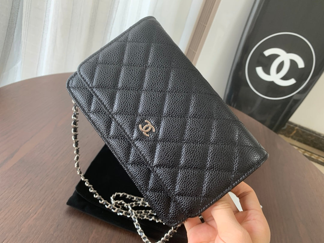 WOC 19CM CAVIAR SILVER HARDWARE