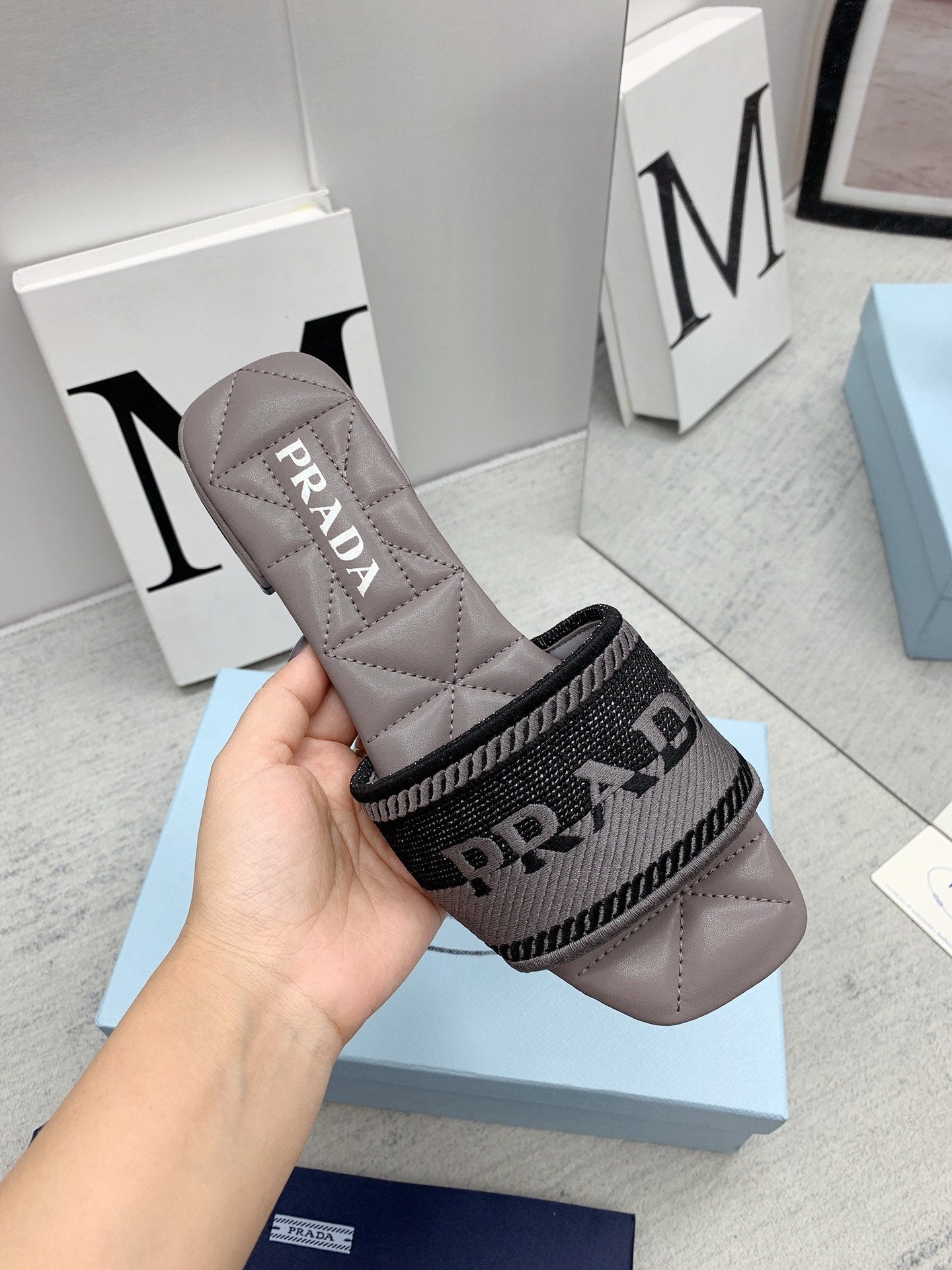 Prada 2026 Slippers Embroidery Sheepskin 731063