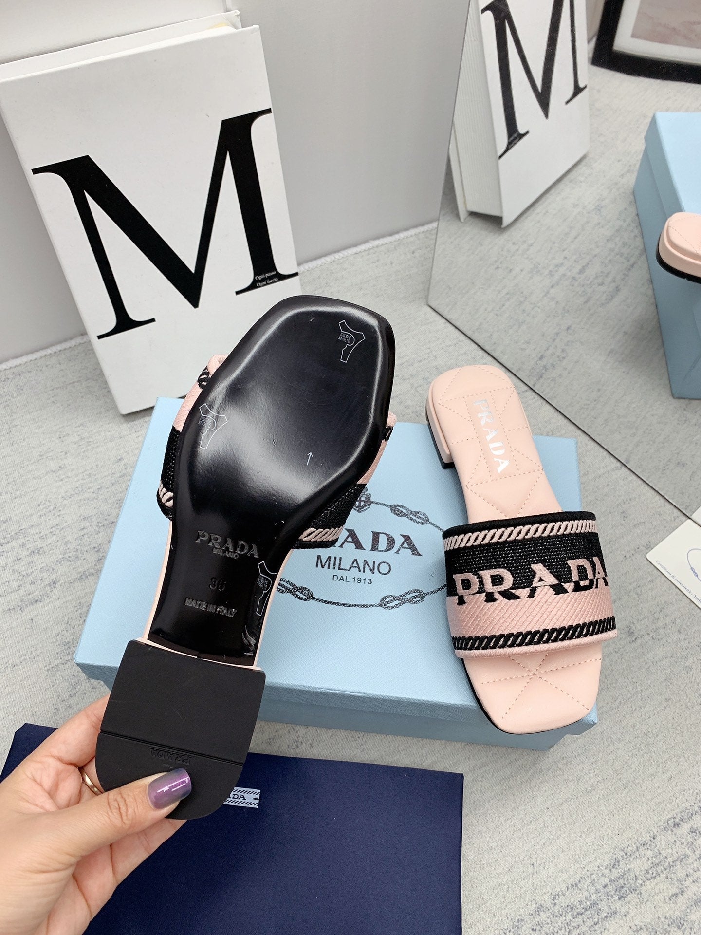 Prada 2026 Slippers Embroidery Sheepskin 731063