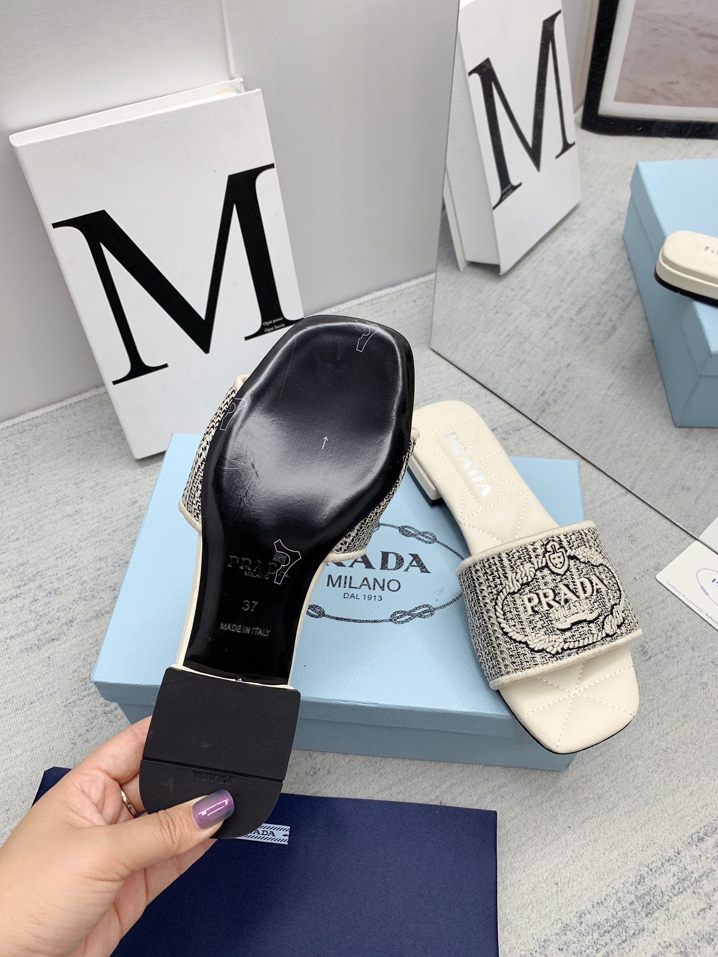 Prada 2026 Slippers Embroidery Canvas Sheepskin 731065