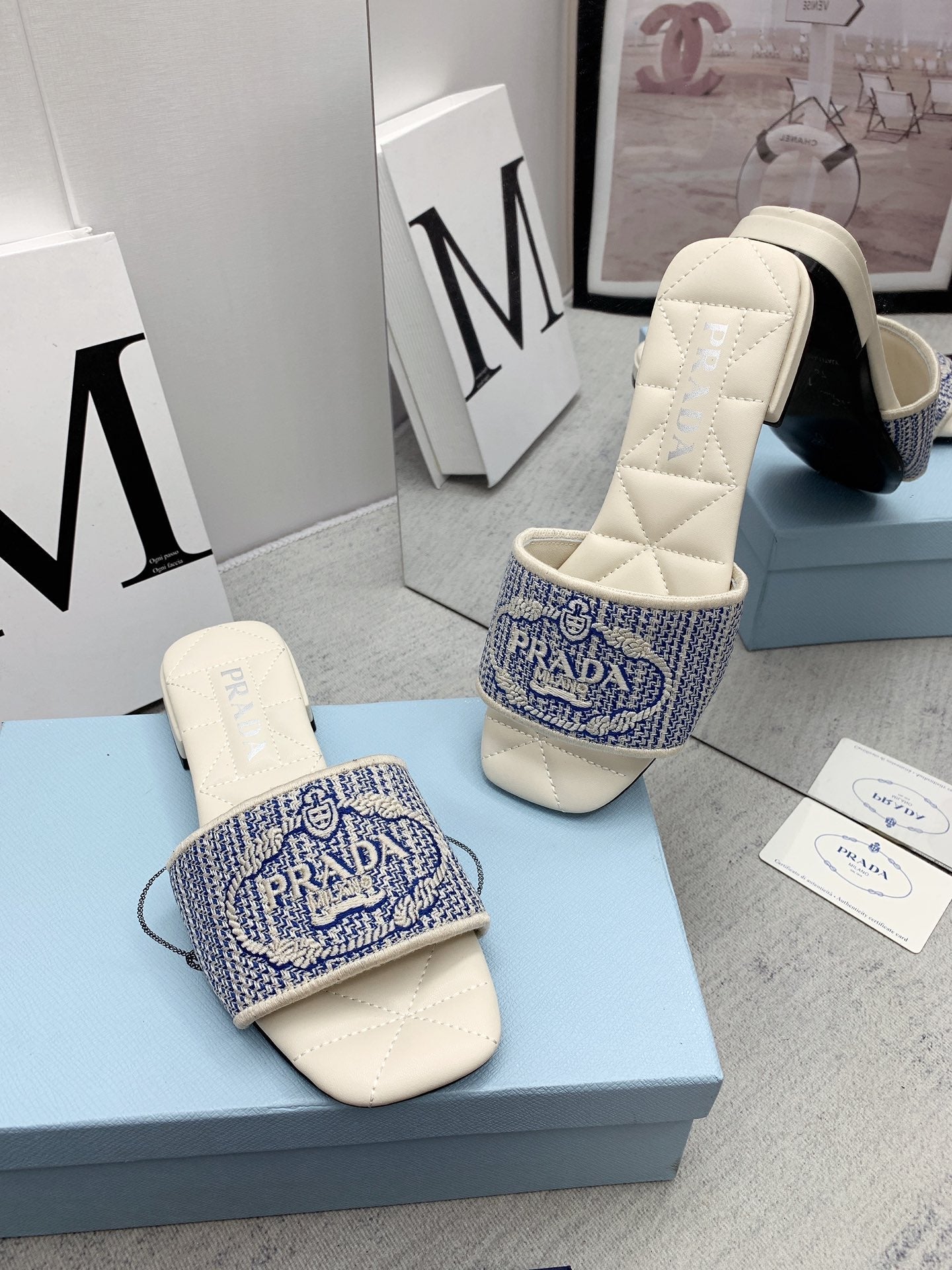 Prada 2026 Slippers Embroidery Canvas Sheepskin 731065