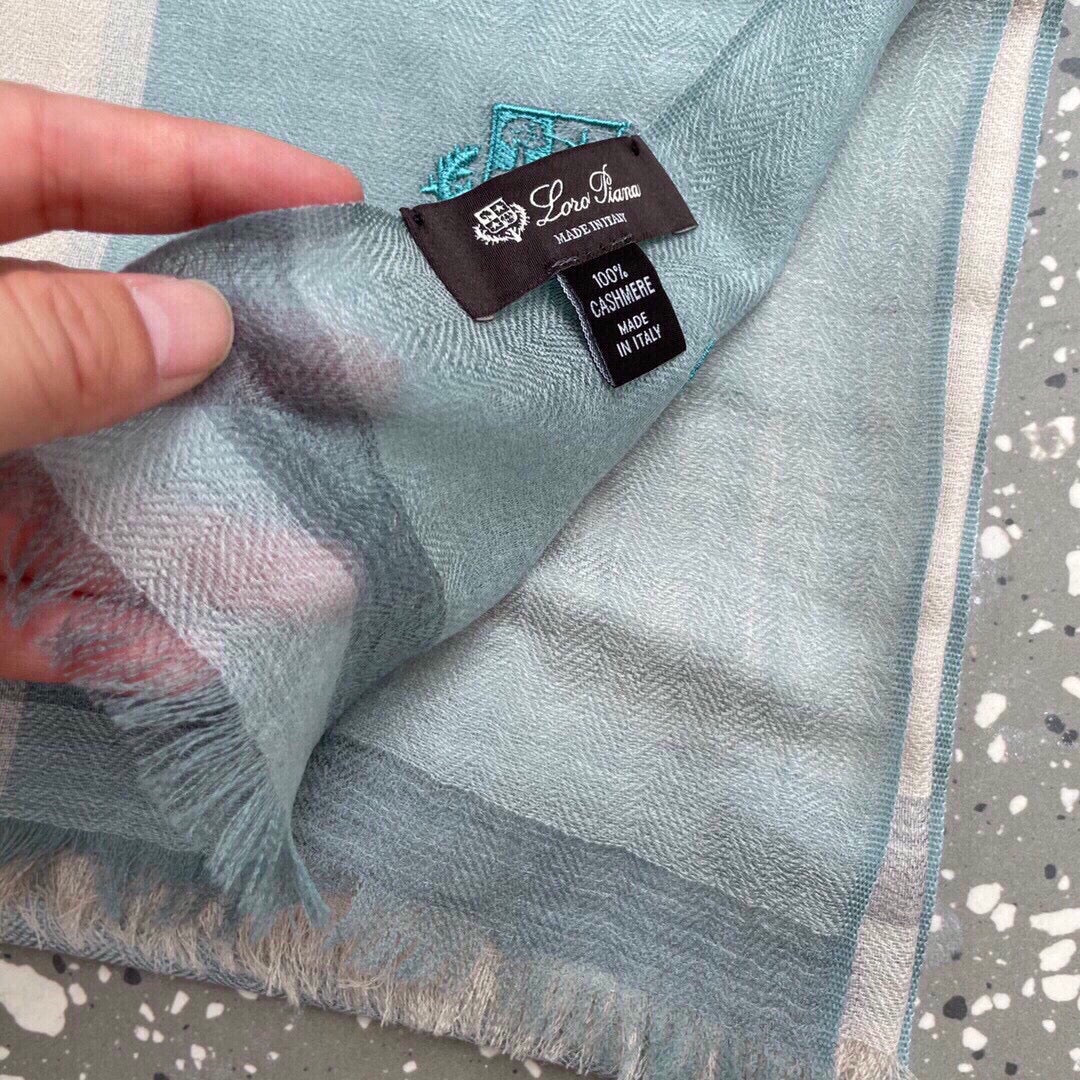 LP Quadrata Rainbow Scarf 200 CM In Beige Mix Turquoise Cashmere Silk  670020