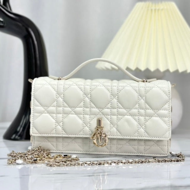 LADY 21 CHAIN BAG LAMBSKIN