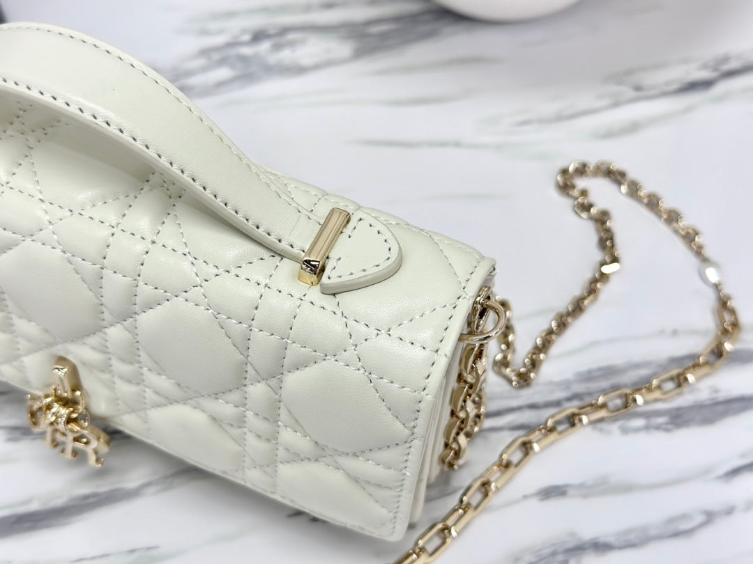 LADY 21 CHAIN BAG LAMBSKIN