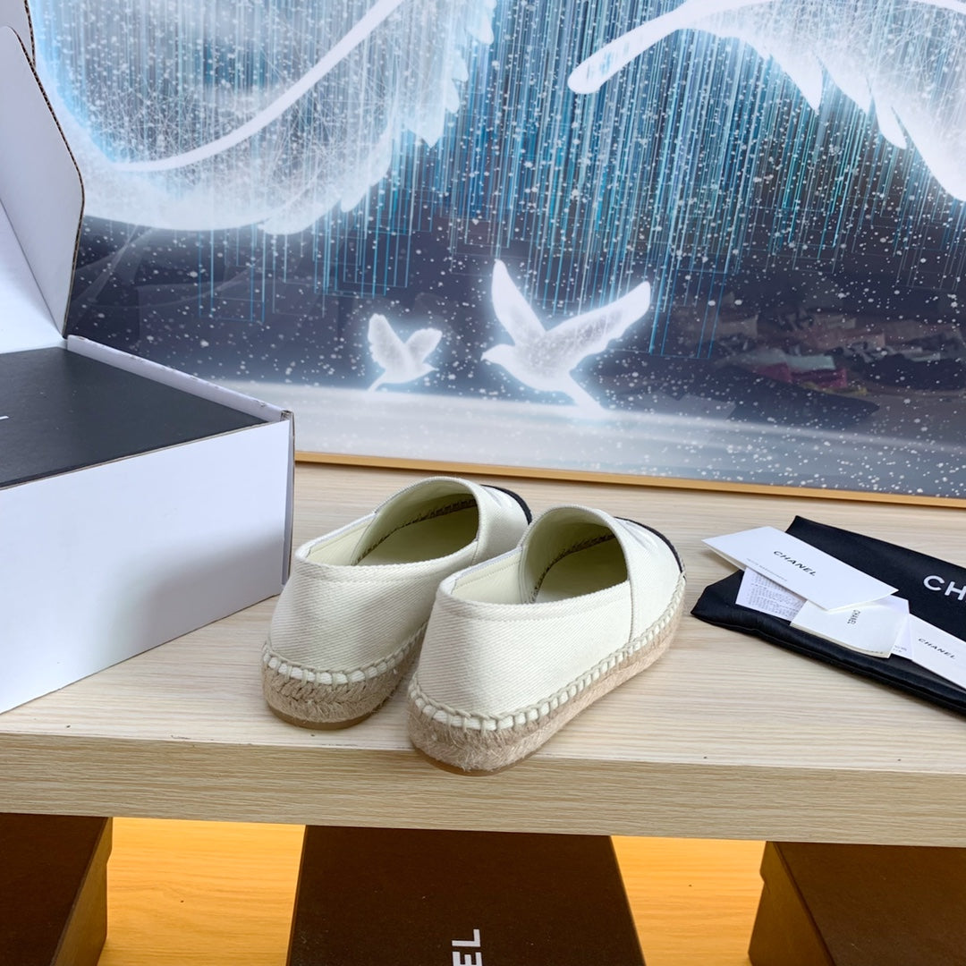 Chanel 2026 Espadrilles Cream mix Black Canvas 824941