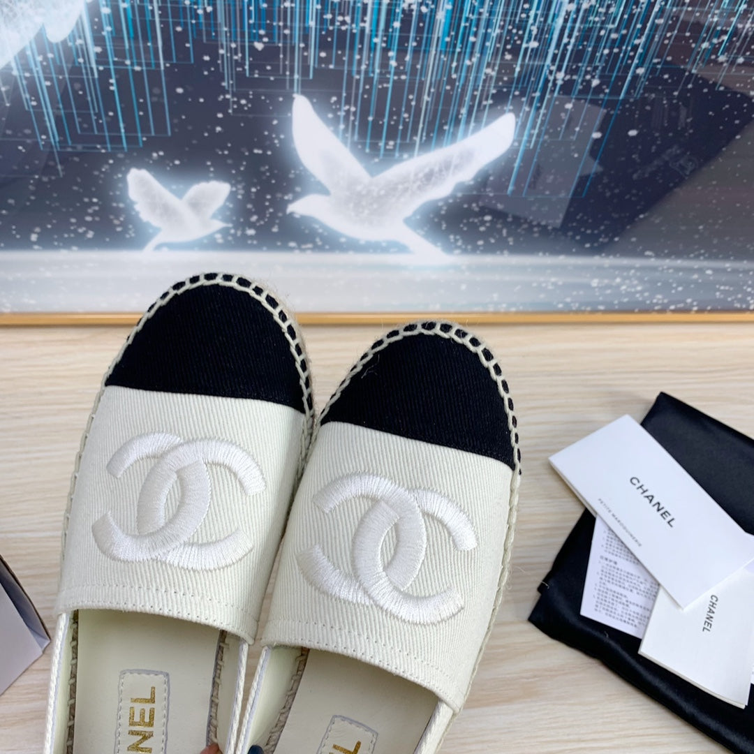Chanel 2026 Espadrilles Cream mix Black Canvas 824941
