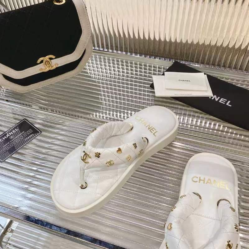 Chanel 2026 Thong Sandals Lambskin Leather Gold-Tone Charm Details 791138