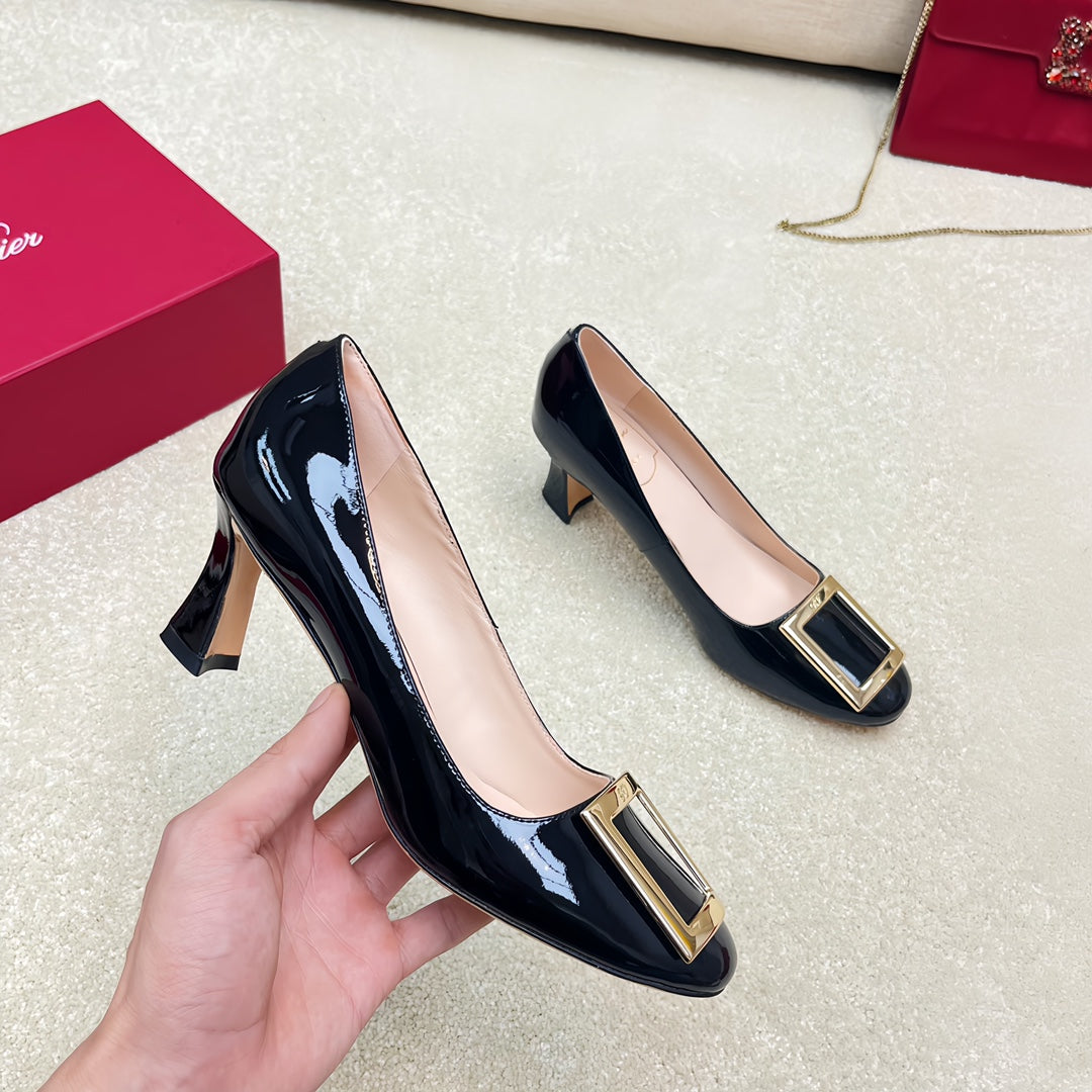 Belle Viv Edition Metal Buckle Pumps 65 Black Patent Leather
