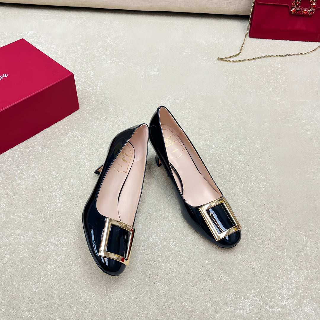 Belle Viv Edition Metal Buckle Pumps 65 Black Patent Leather