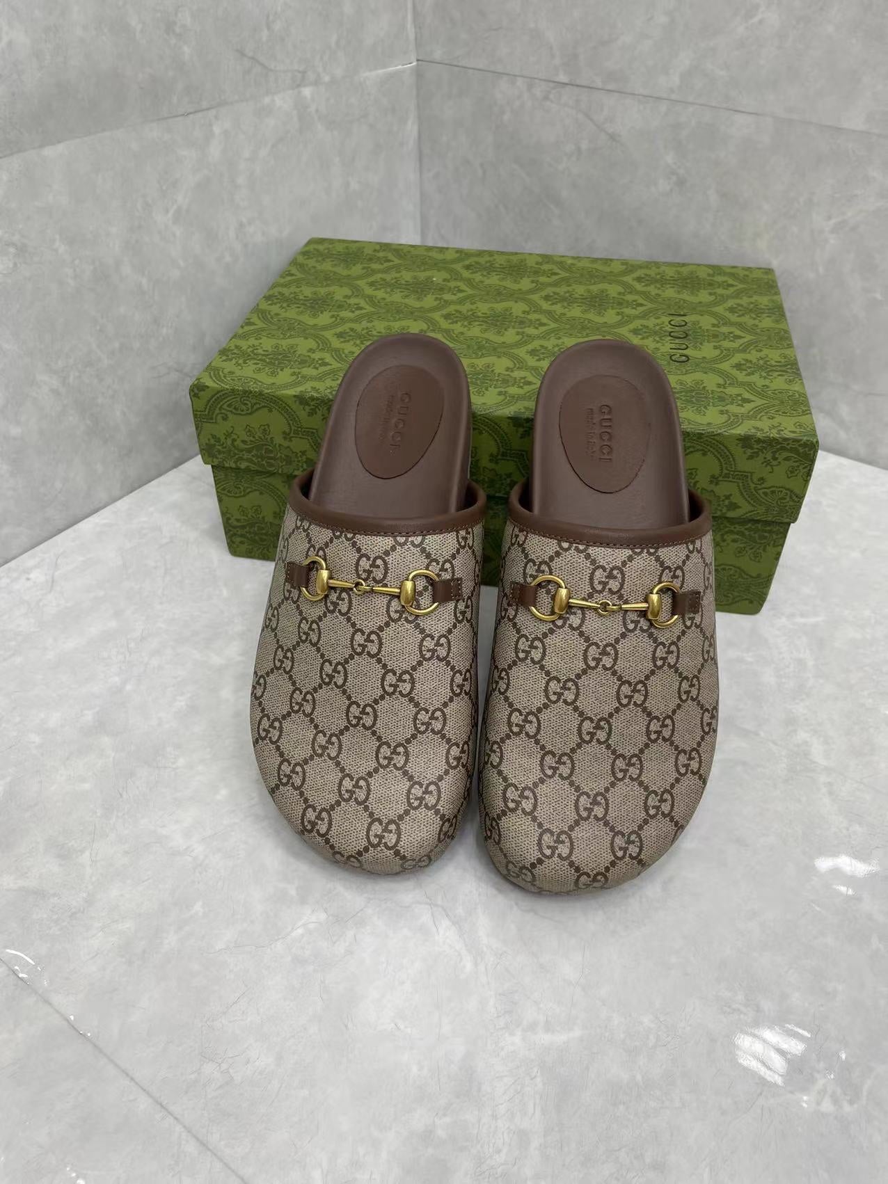 GC 25 Gold Horsebit Mule Beige Ebony Monogram Canvas