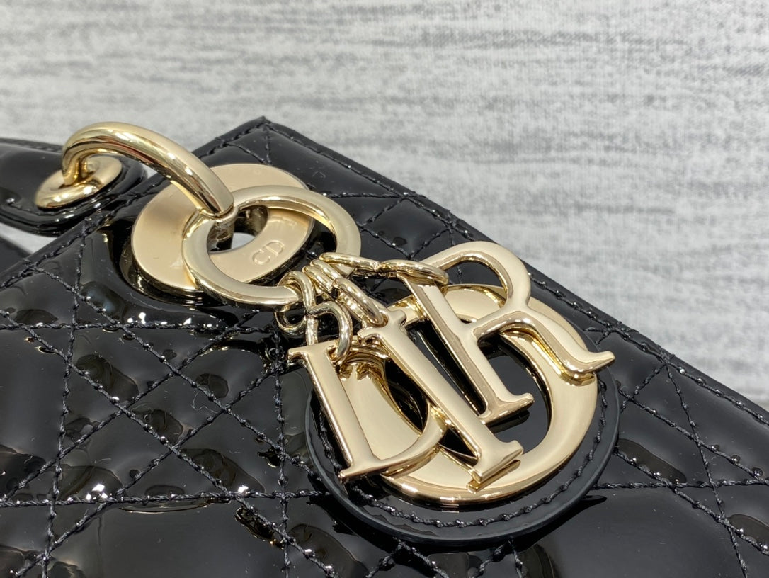 mini lady 17 patent calfskin