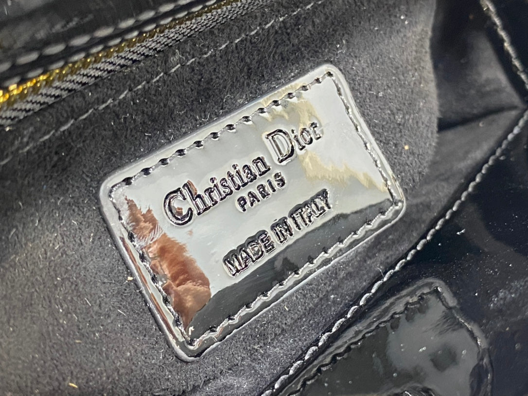 mini lady 17 patent calfskin