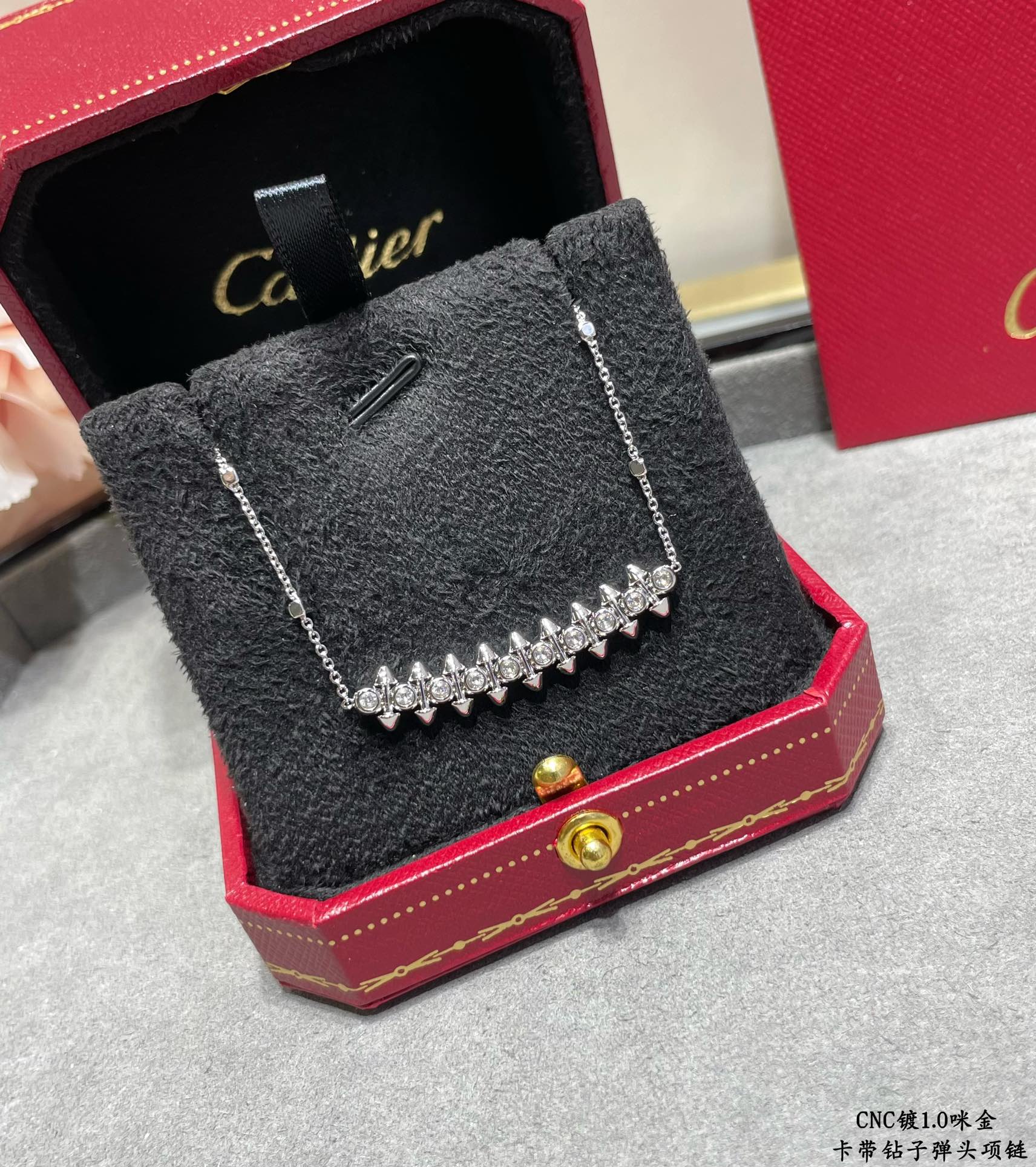 CLASH PINK GOLD NECKLACE