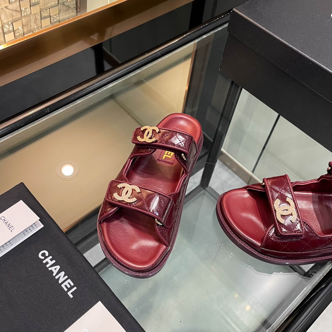 Channel 2026 Sandal Patent Calfskin 895114