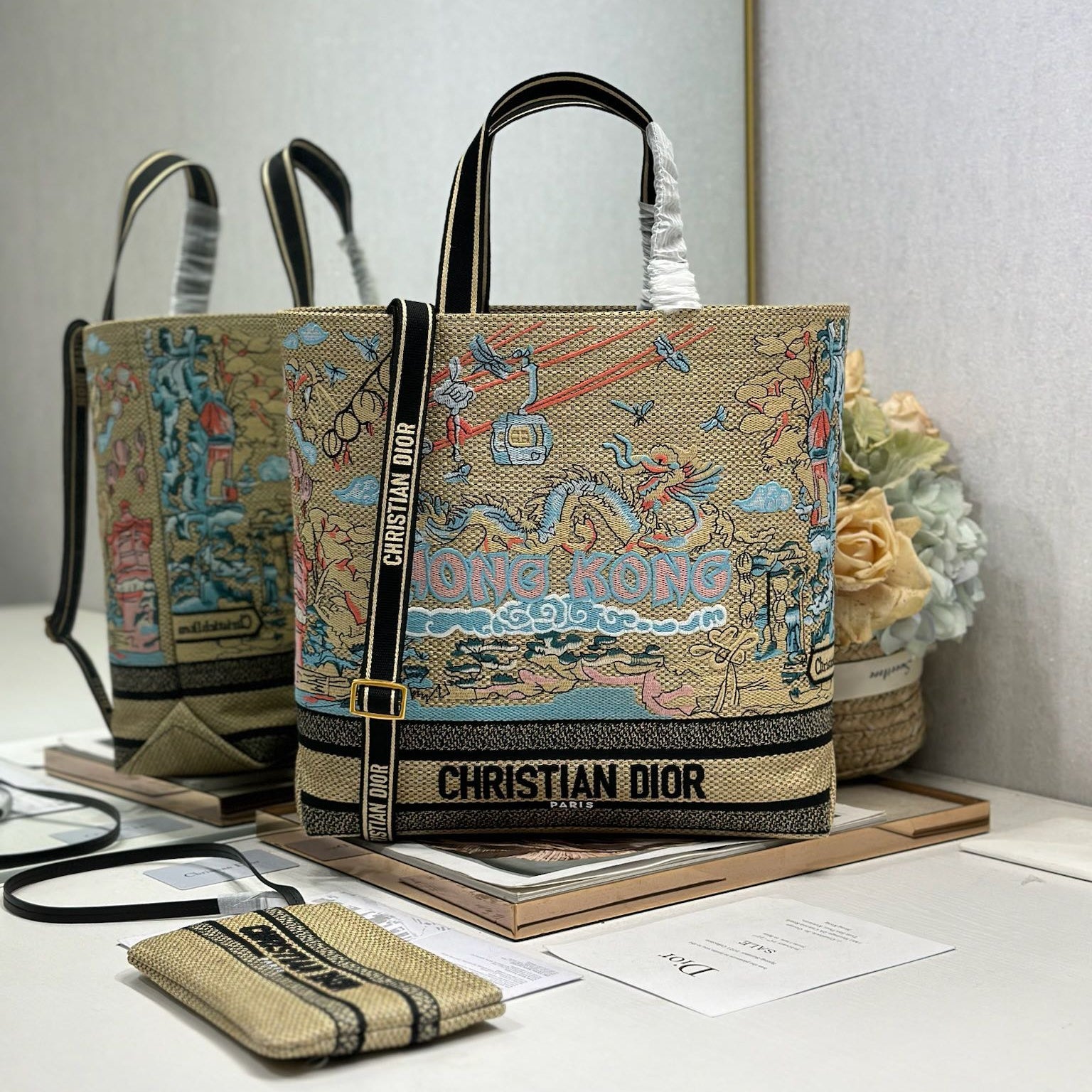 Dior 2026 City Postcard Resort Style Handbag "Hong Kong Exclusive" Canvas 288602