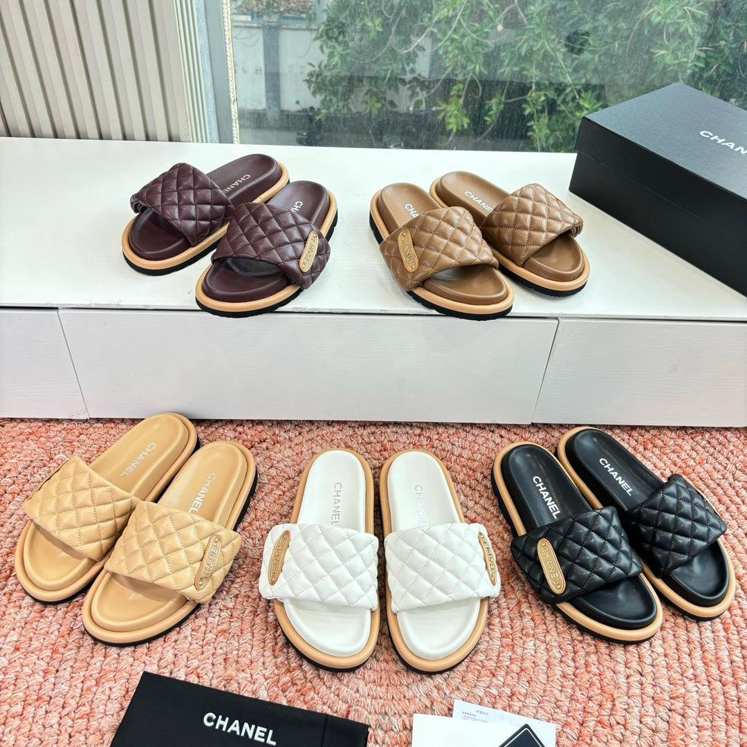 Chanel 2026 Flat Sandal Sheepskin 713024