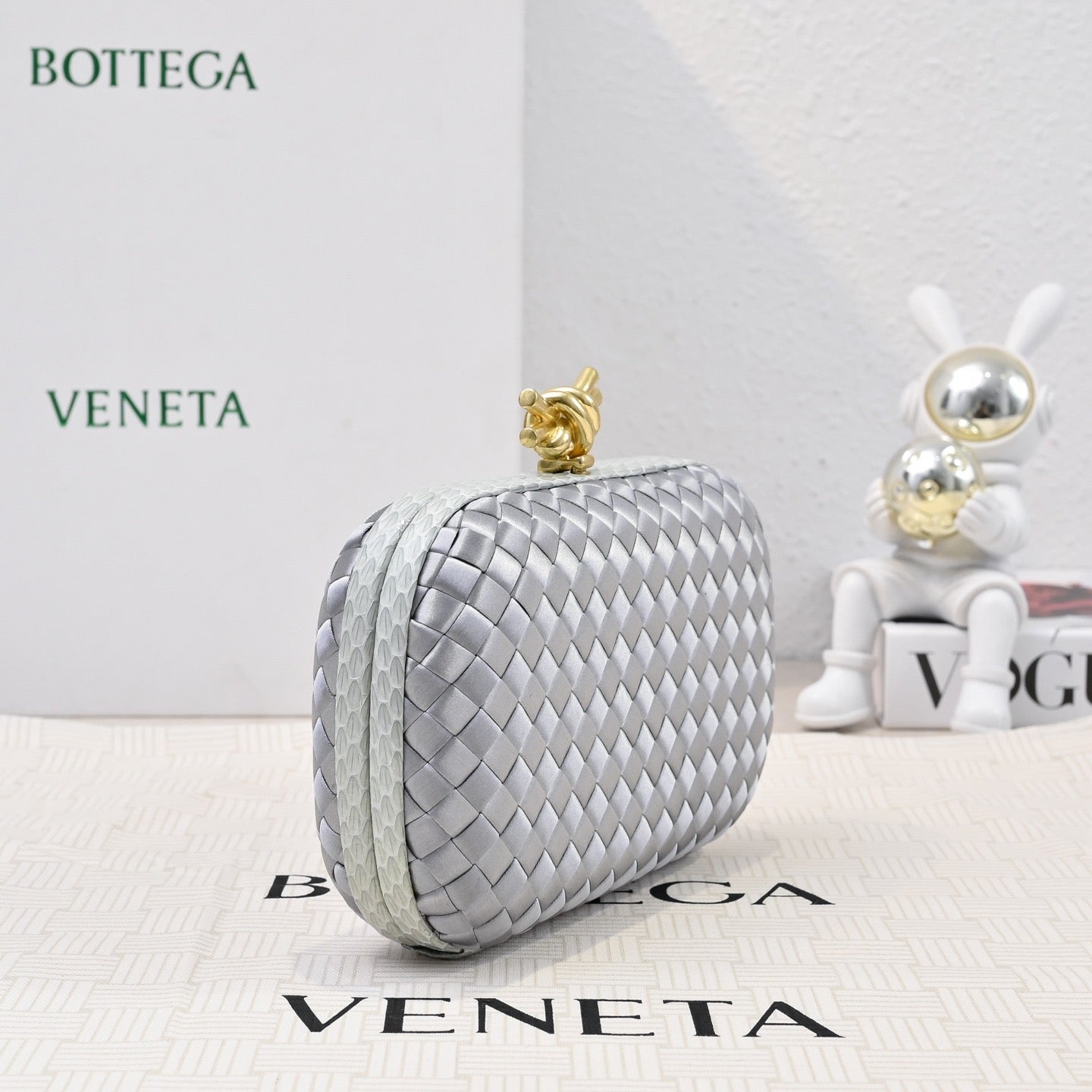 Bottega Veneta 2026 Knot Clutch 20cm Silver Gold Woven Leather