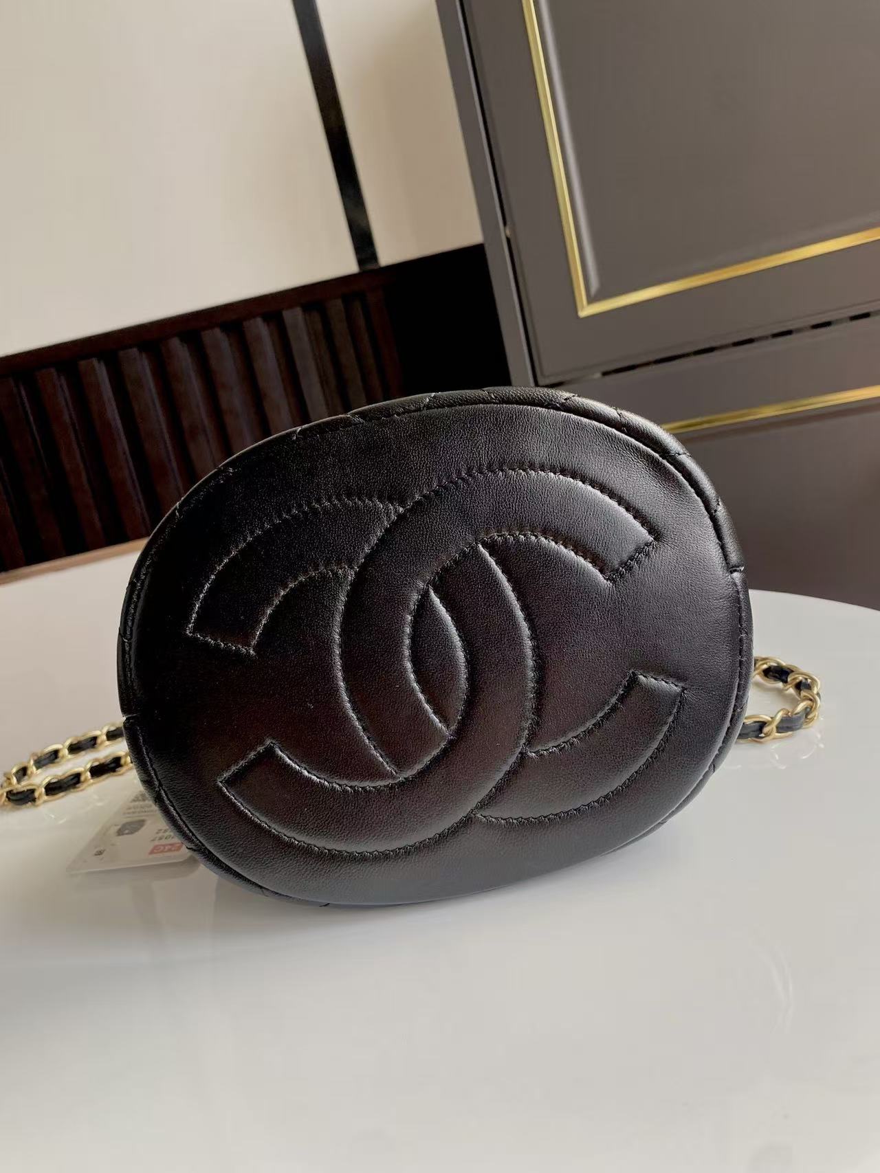 Chanel Bucket Bag 24cm Black Lambskin