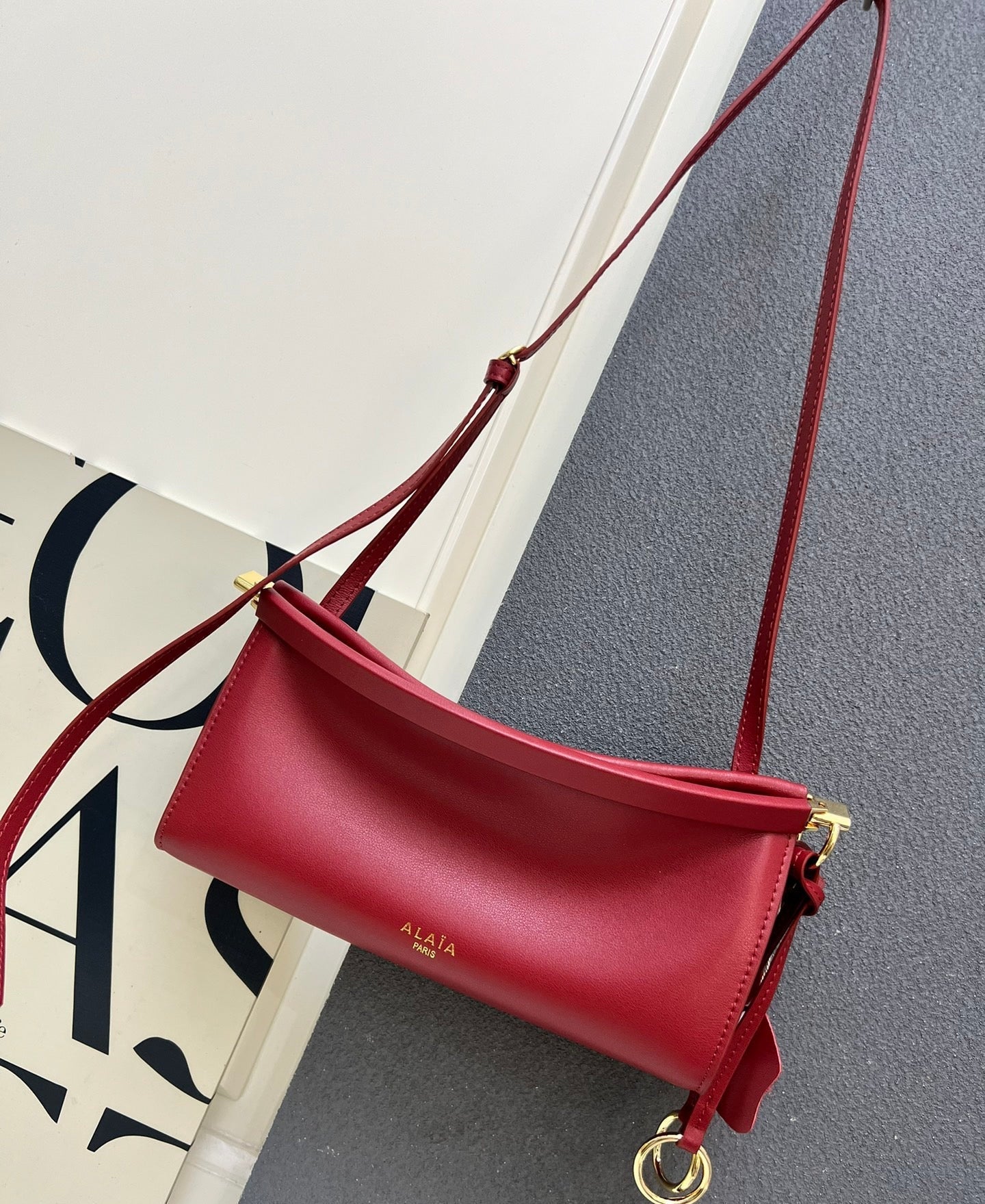 Alaia 2026 Le Click Medium Bag 25cm Red Leather