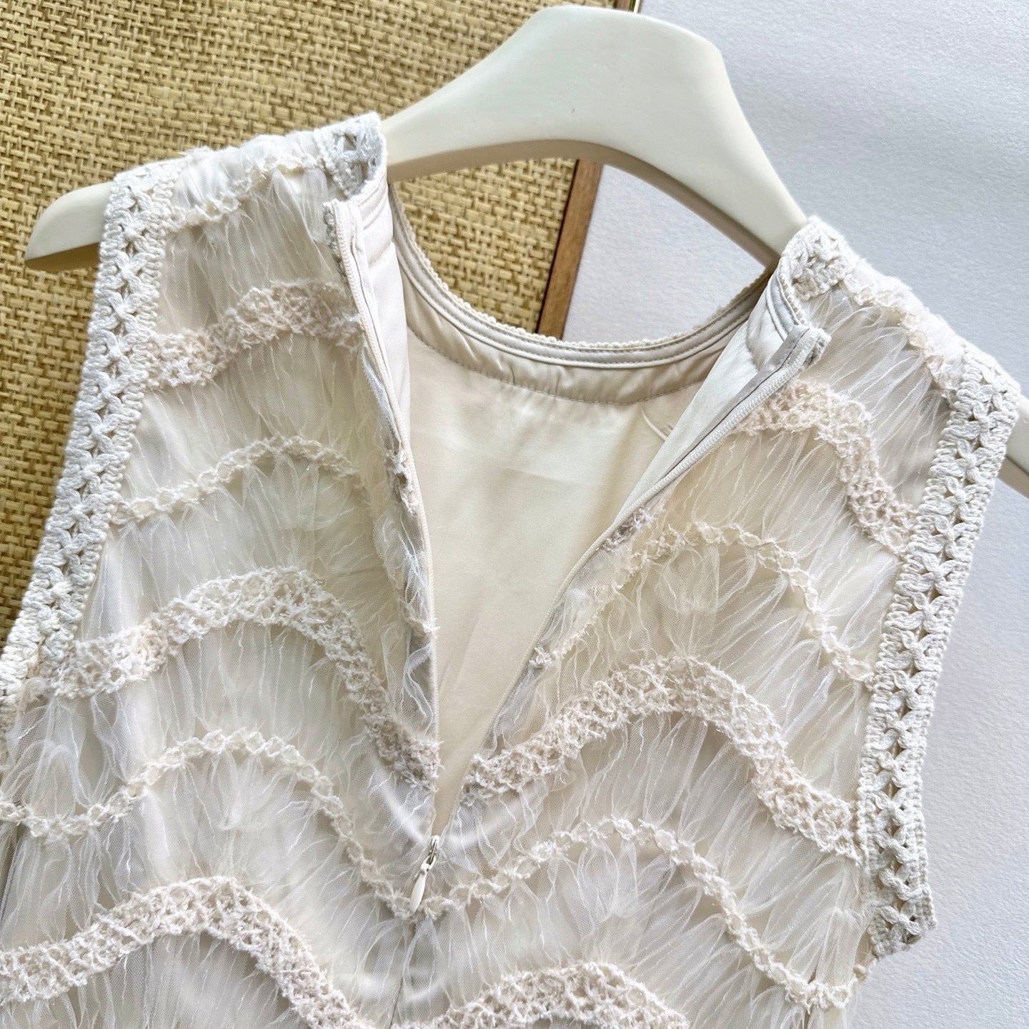 Dior 2026 Heavy-duty Woven Lace-trimmed Tulle Dress Cream Cotton 323789