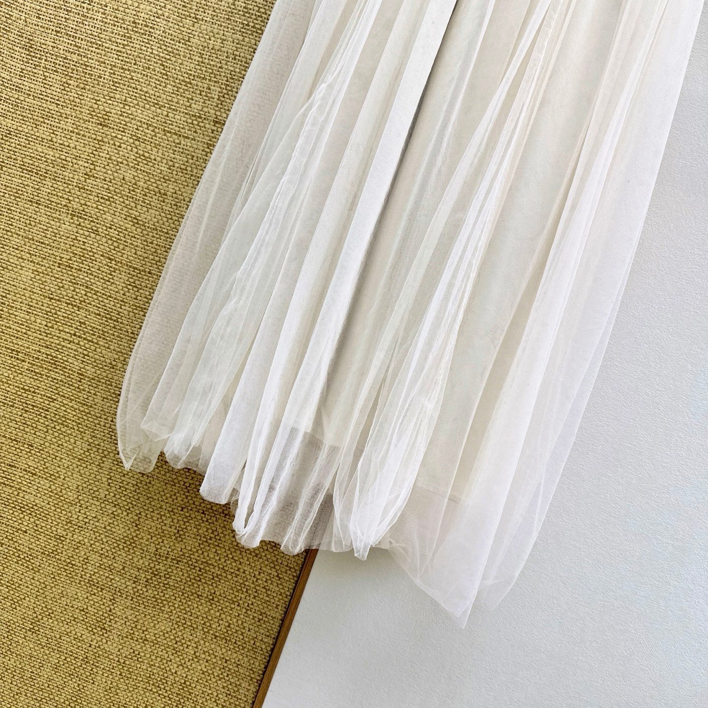 Dior 2026 Heavy-duty Woven Lace-trimmed Tulle Dress Cream Cotton 323789