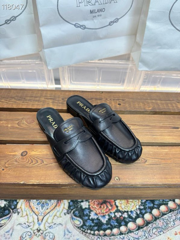 Prada 2026 Mule Black Leather