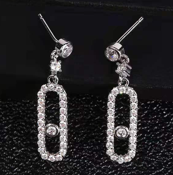 DORMEUSES MOVE UNO DIAMOND EARRINGS