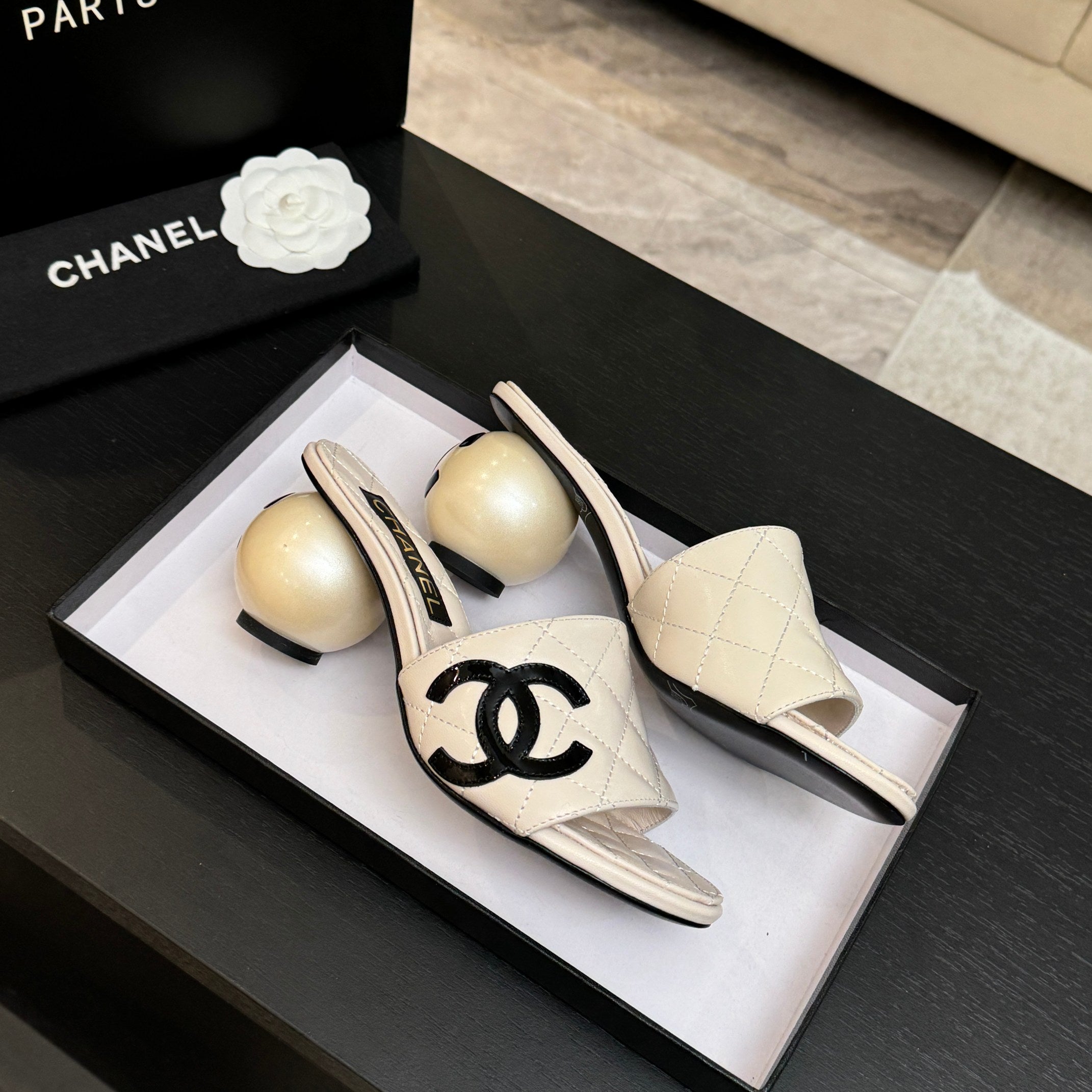 Chanel 2026 Double C Giant Pearl Heel Quilted Sandal 7cm Sheepskin 672903
