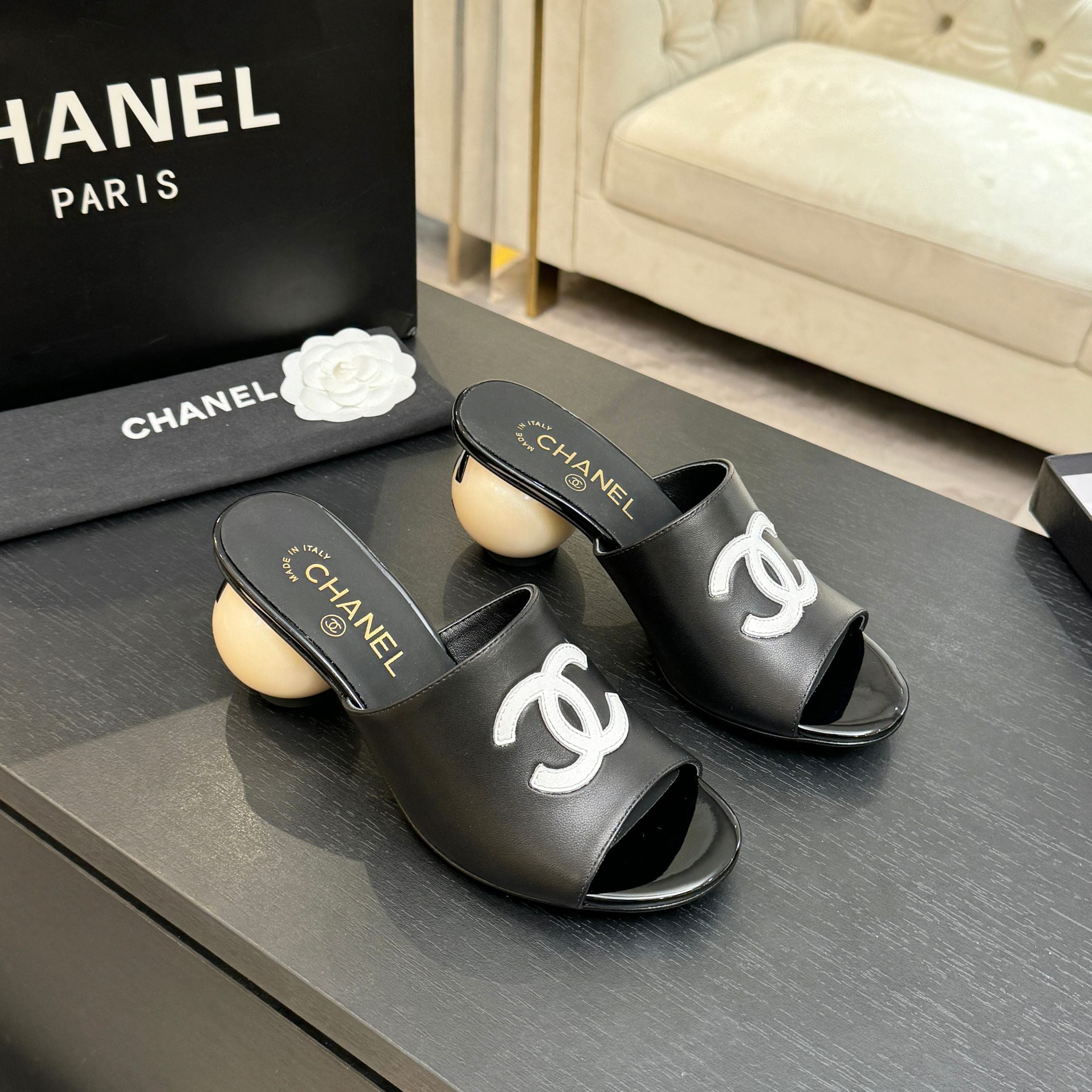 Chanel 2026 Double C Giant Pearl Heel Sandal 7cm Sheepskin 672911