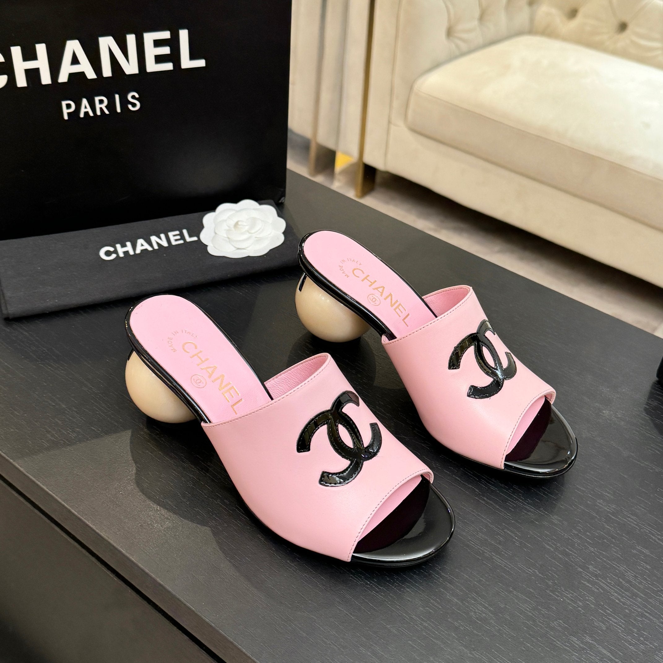 Chanel 2026 Double C Giant Pearl Heel Sandal 7cm Sheepskin 672911