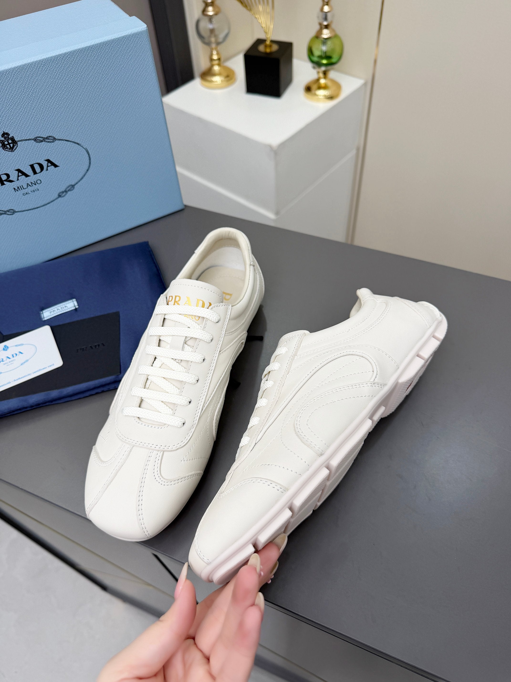 Prada 2026 Casual Sneakers Cowhide 732930