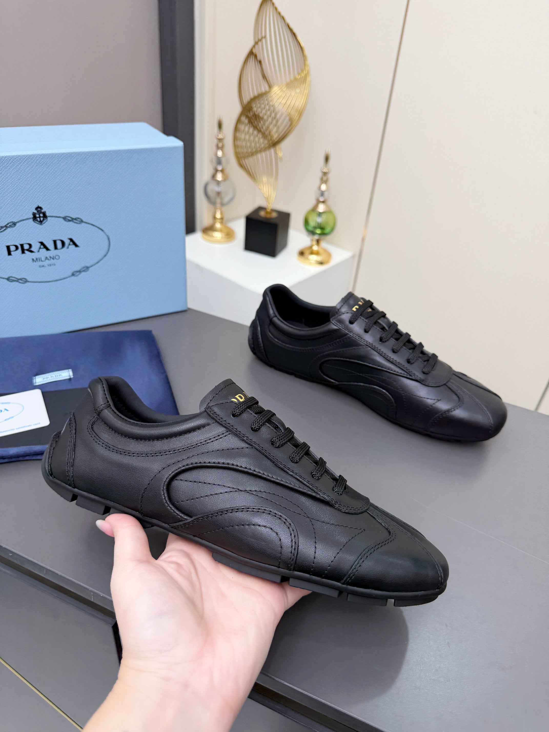 Prada 2026 Casual Sneakers Cowhide 732930
