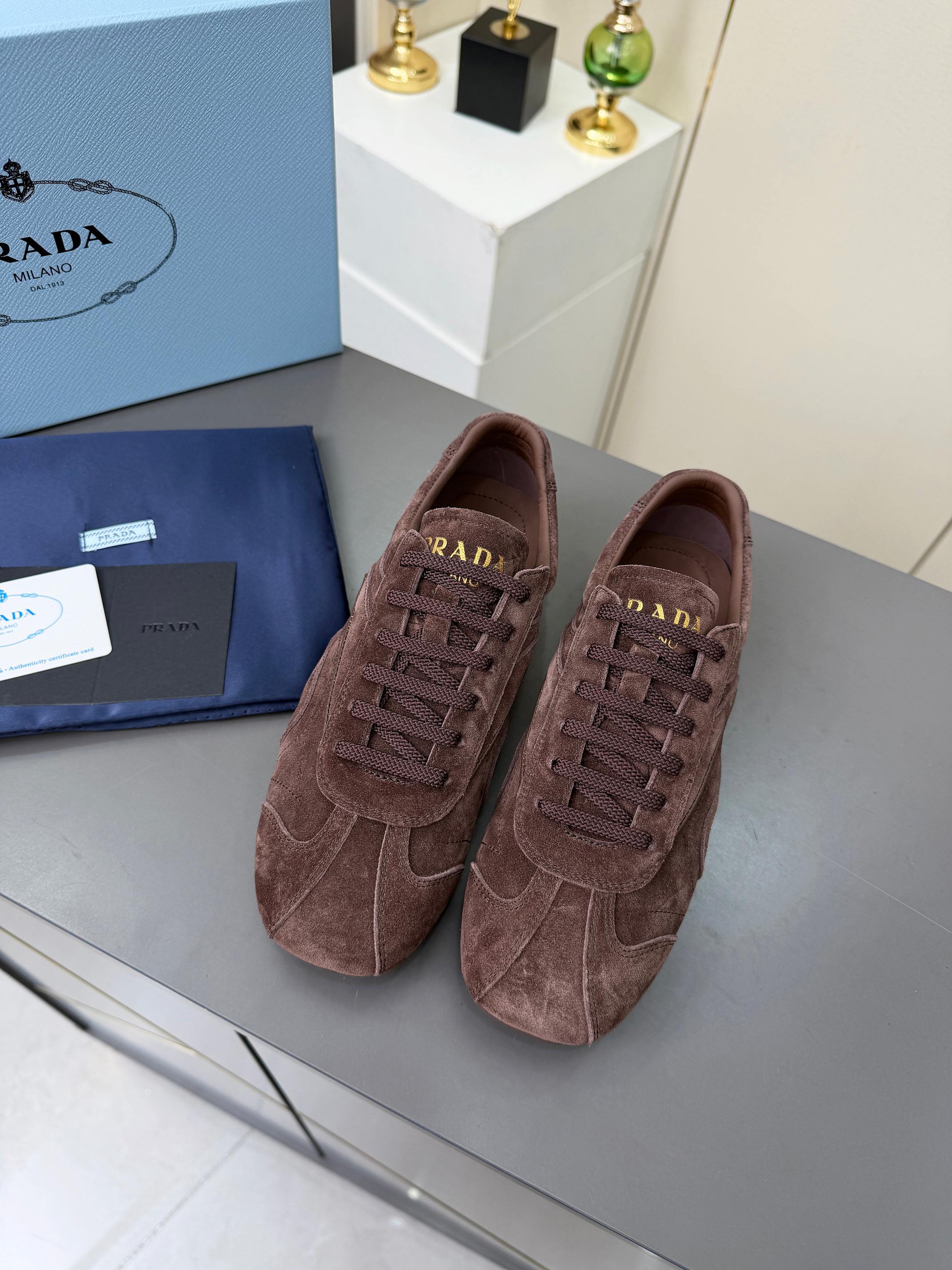 Prada 2026 Casual Sneakers Suede 732926
