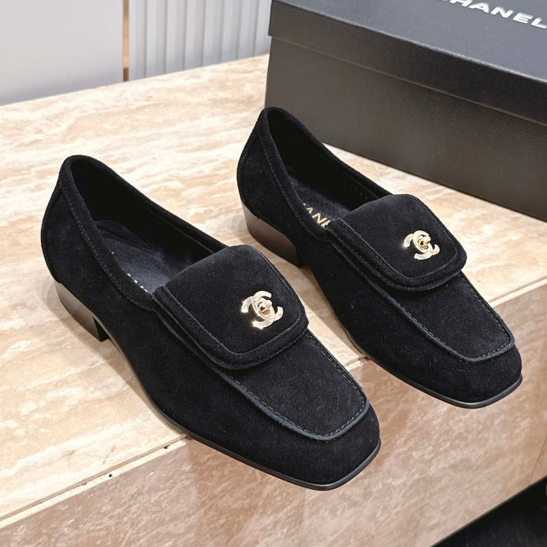 Chanel 2026 Loafer 35mm Suede Calfskin 899062