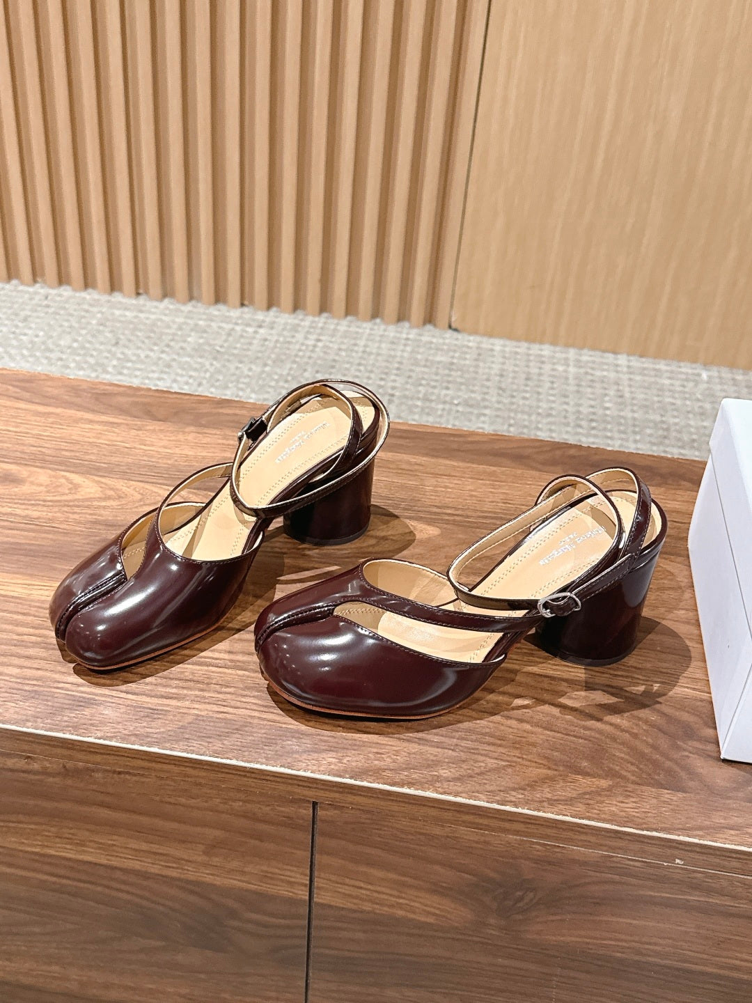 Maison Margiela 2026 Sandal 70mm Cowhide 921808