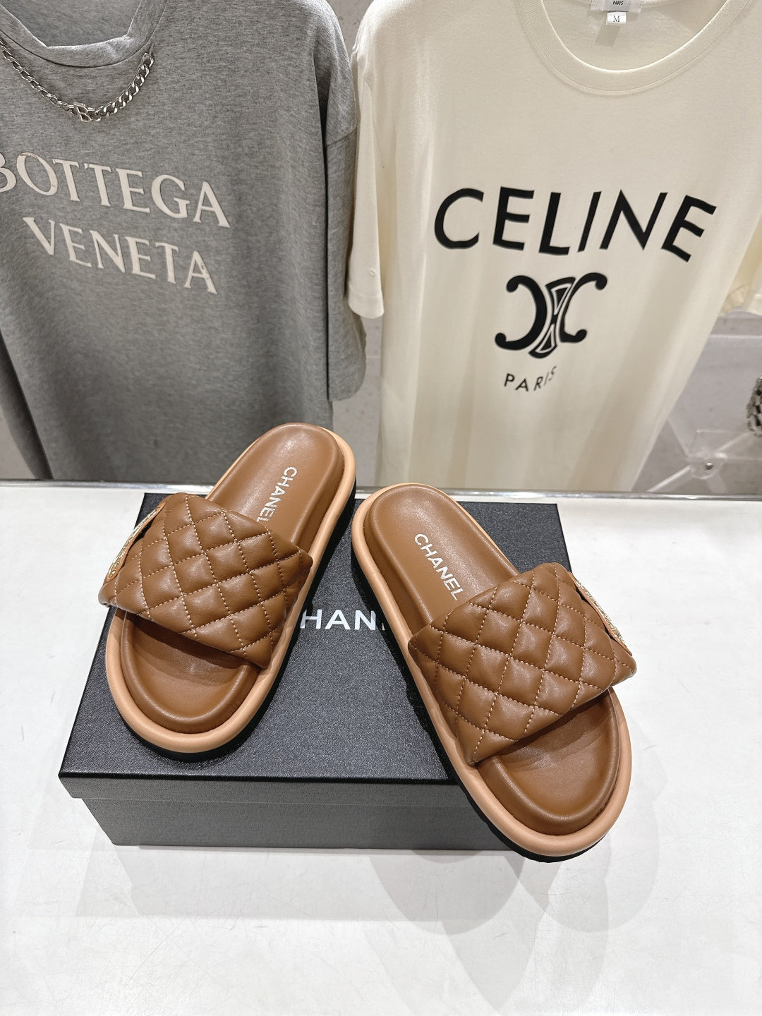Chanel 2026 Flat Sandal Sheepskin 713024