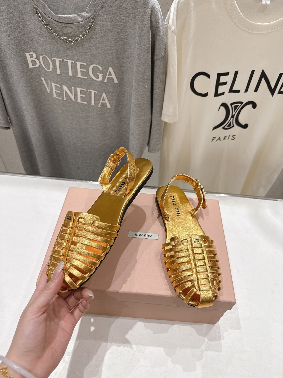 Miumiu 26ss Flat Sandals Woven Lambskin 713092