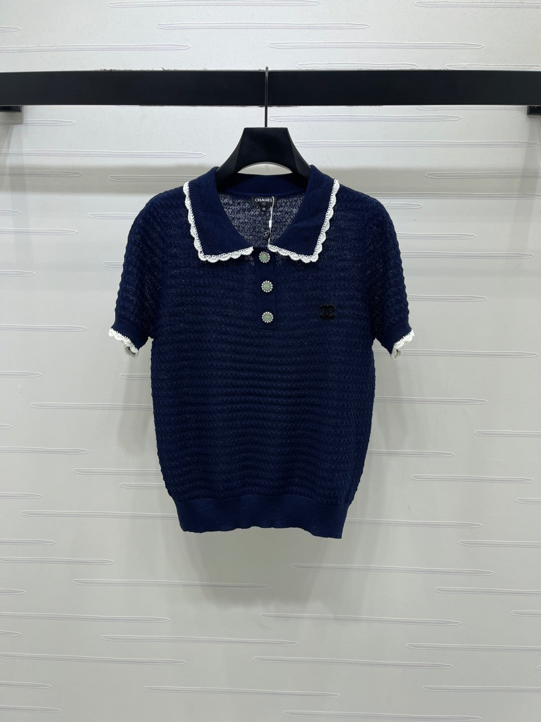 Chanel 2026  Lace-trimmed Polo Collar Knit Short-sleeved Top Cotton 390780