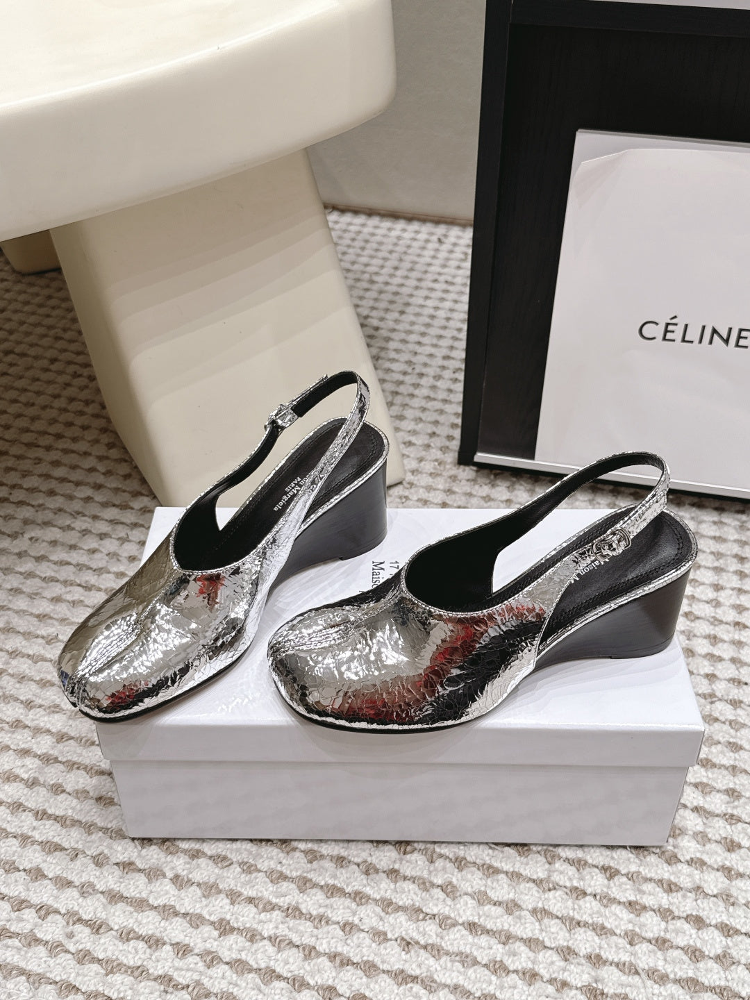 Maison Margiela 2026 Tabi Wedge Slingback 70mm Leather 931059