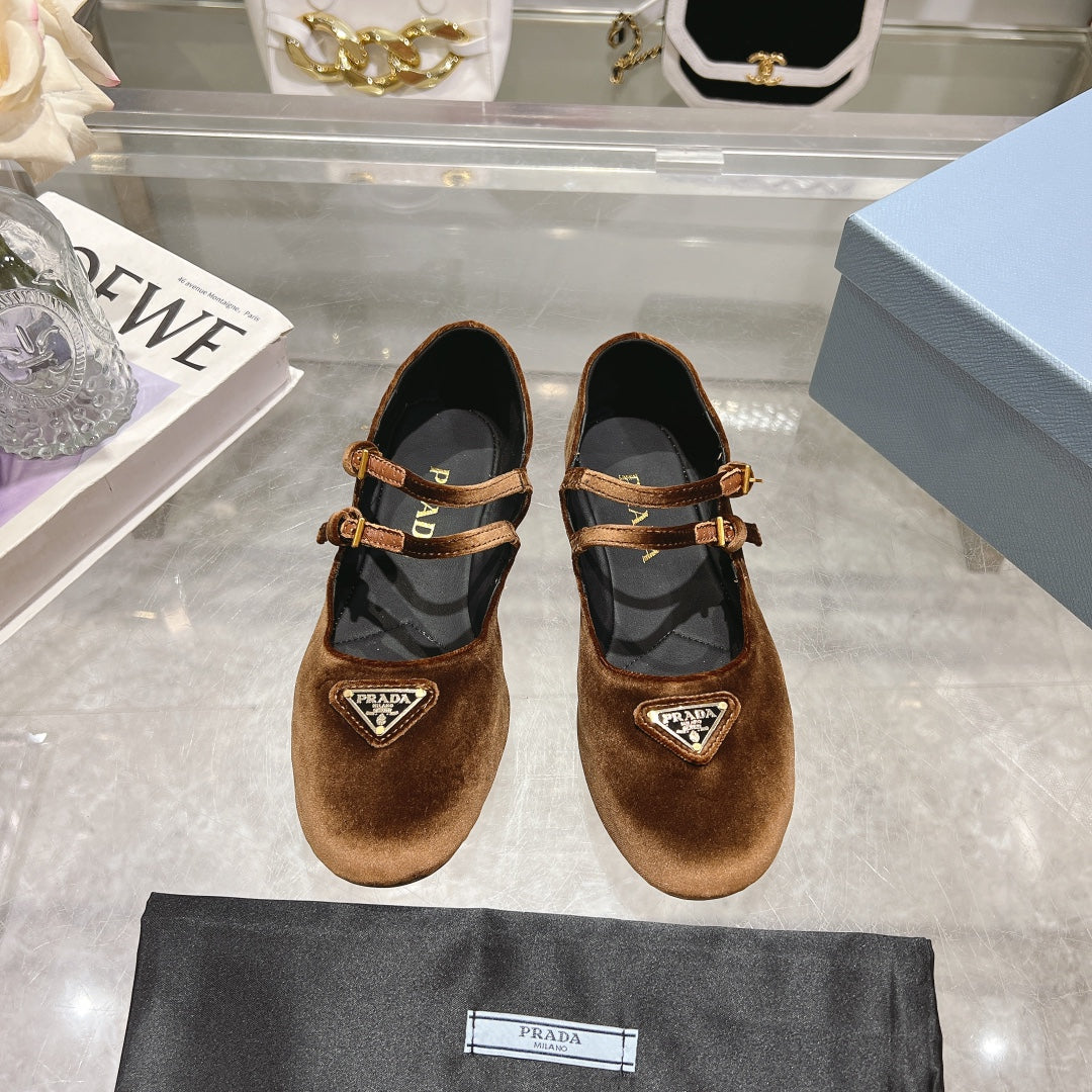 Prada 2026 Ballet Flat Velvet 715534
