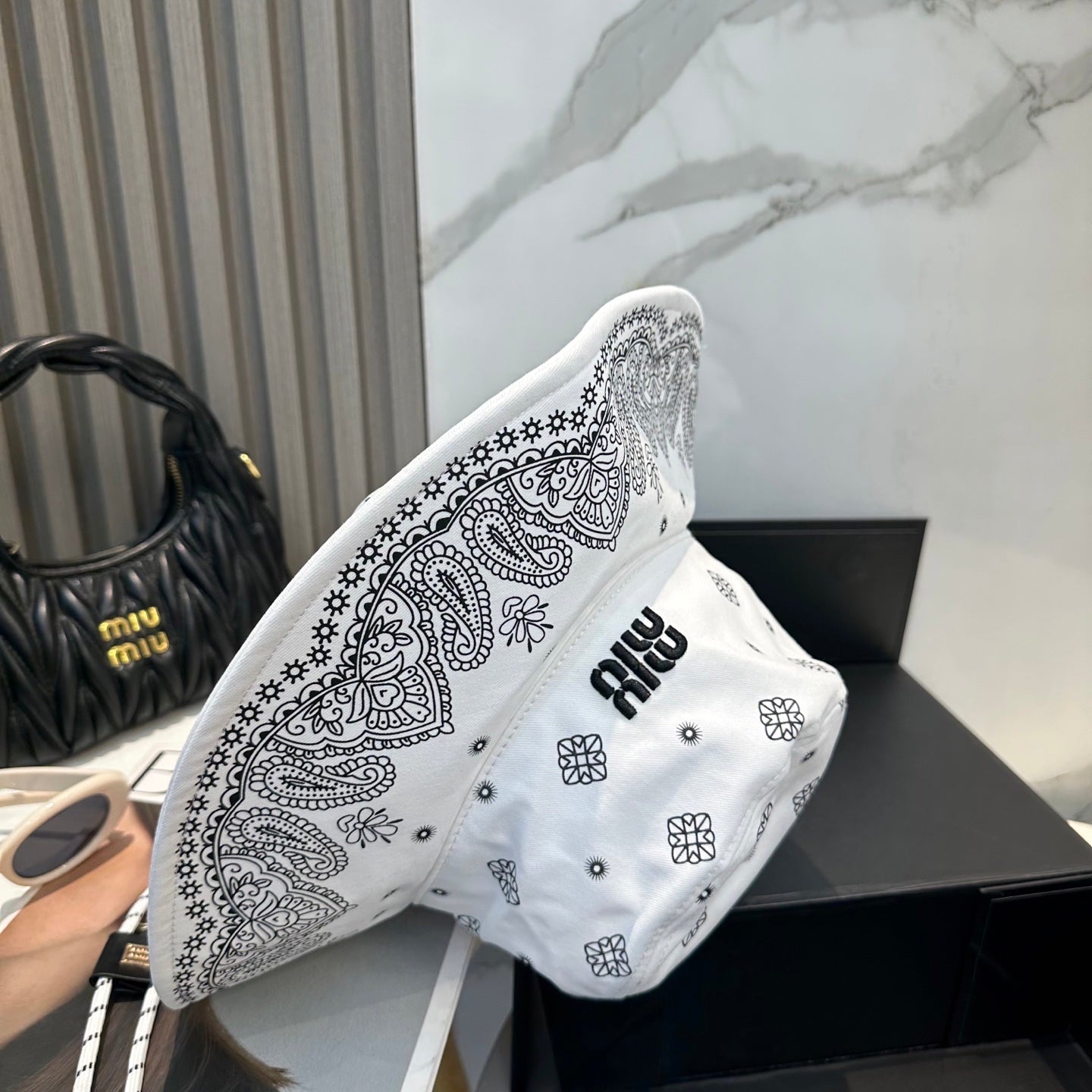 Miumiu Bandana Pattern And Embroidered Logo Wide-brimmed Hat 229395