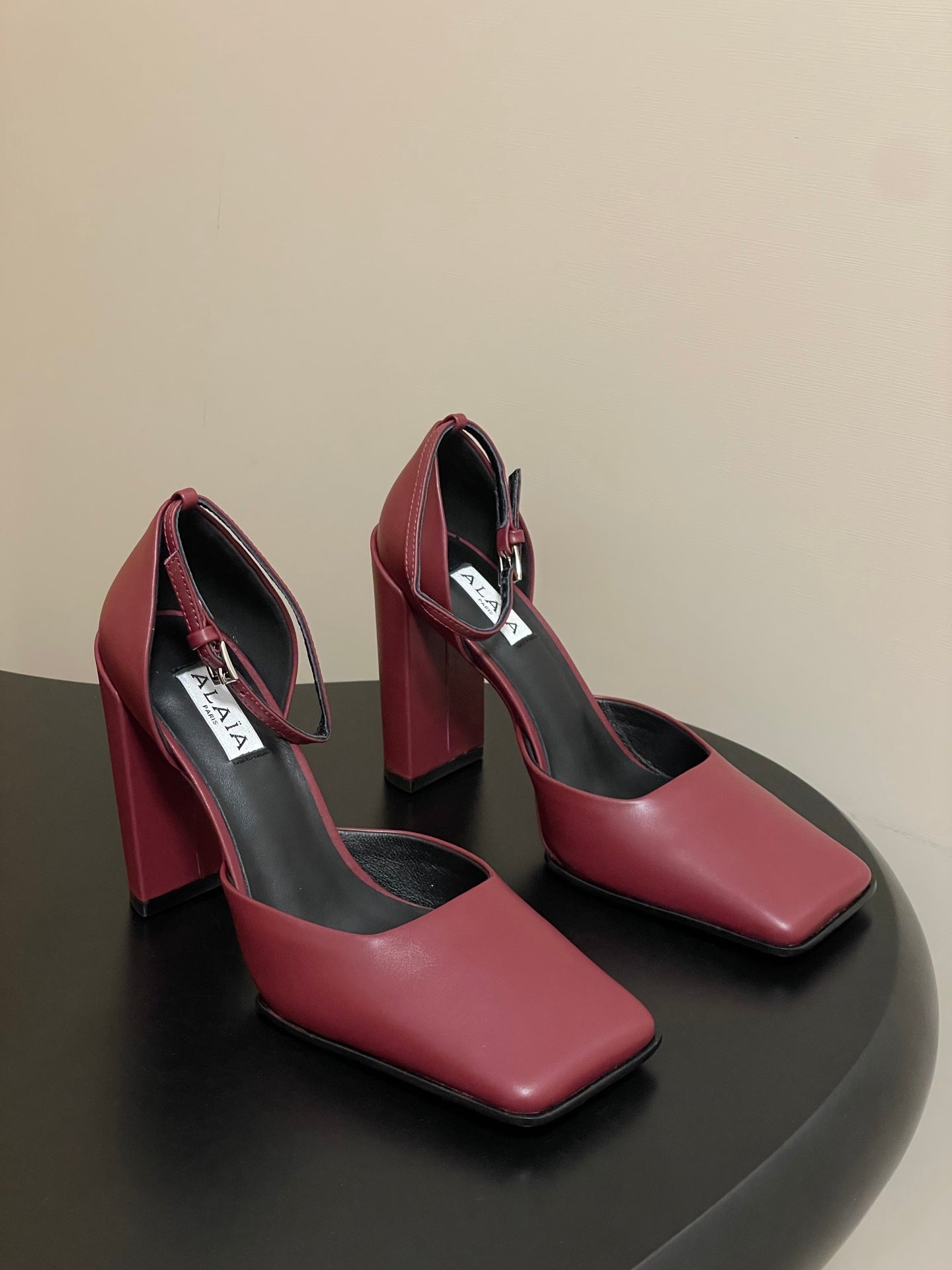 Alaia 2026 Block Heel Sandals 100mm Calfskin 777396