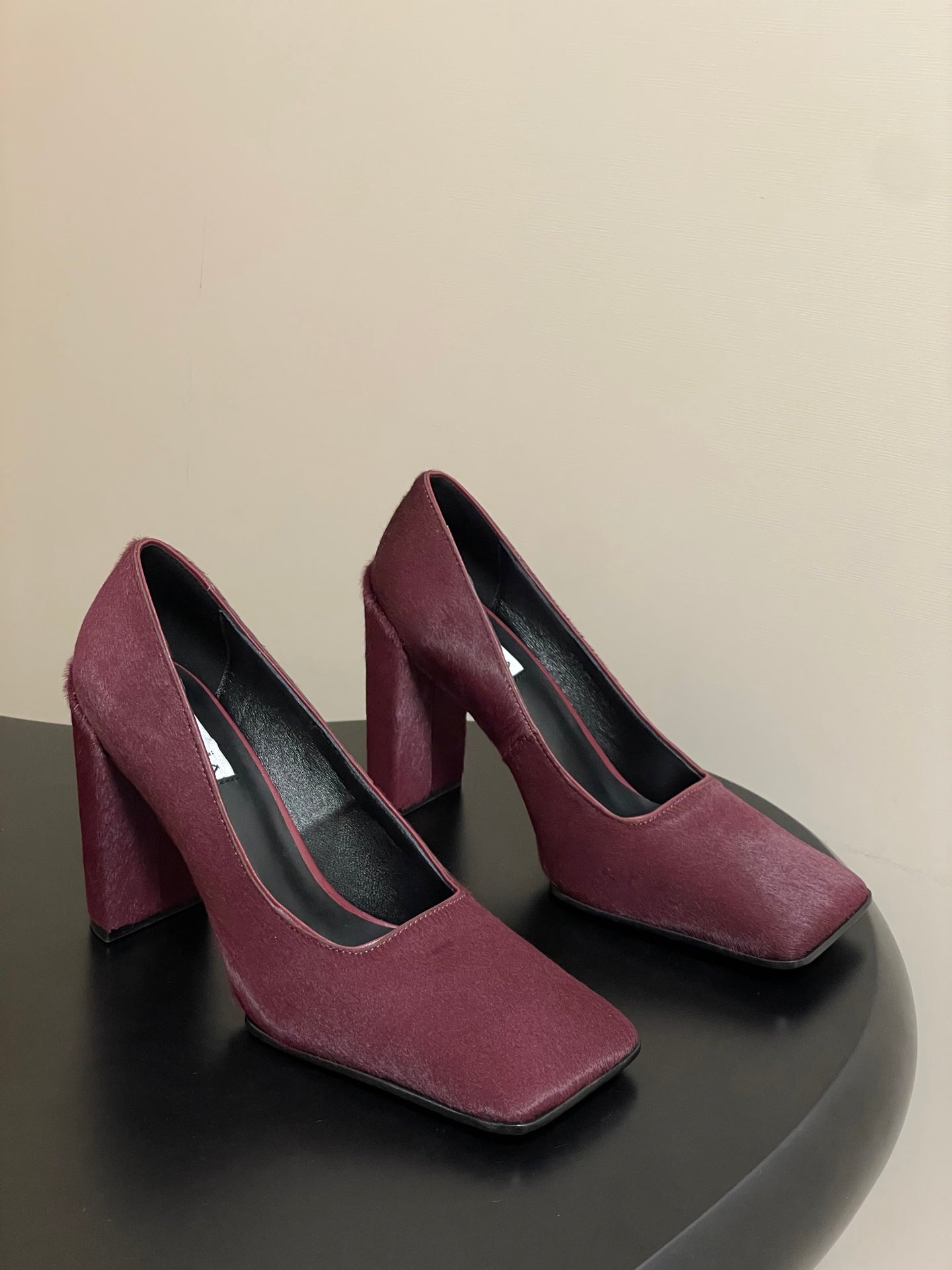 Alaia 2026 Block Heel Pumps 100mm Suede 777392
