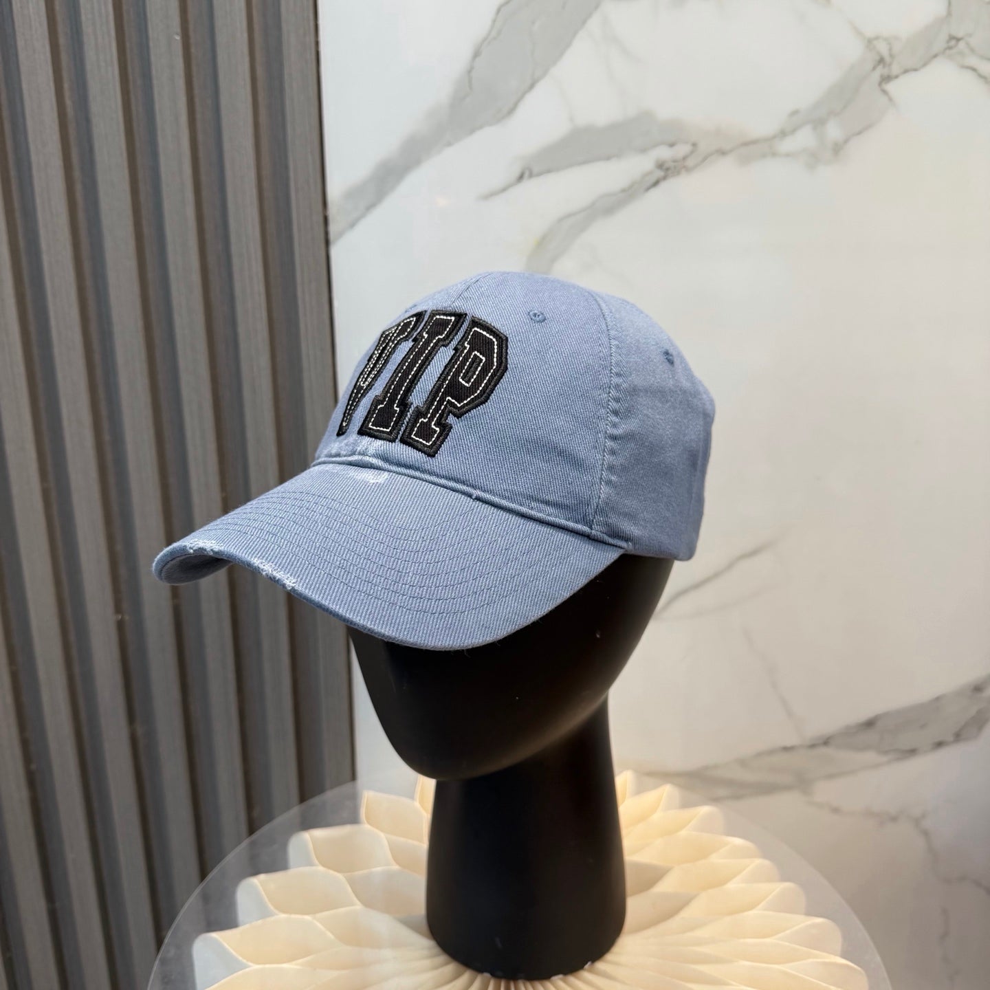 Balenciaga Baseball Cap Denim Cotton 268986
