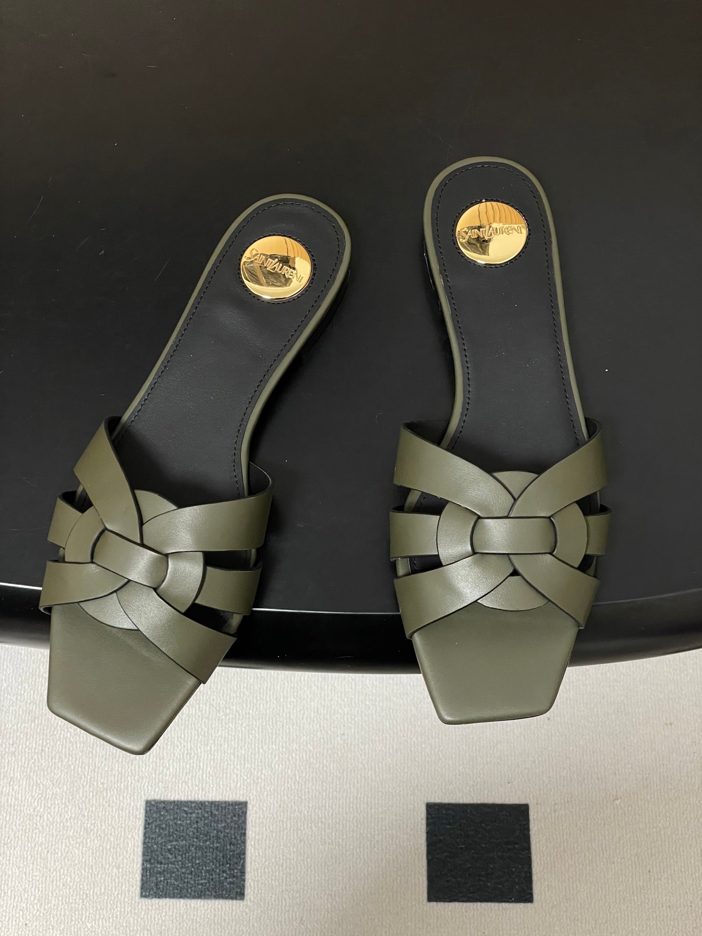 YSL 26ss Melody Stiletto Flat Slippers Calfskin