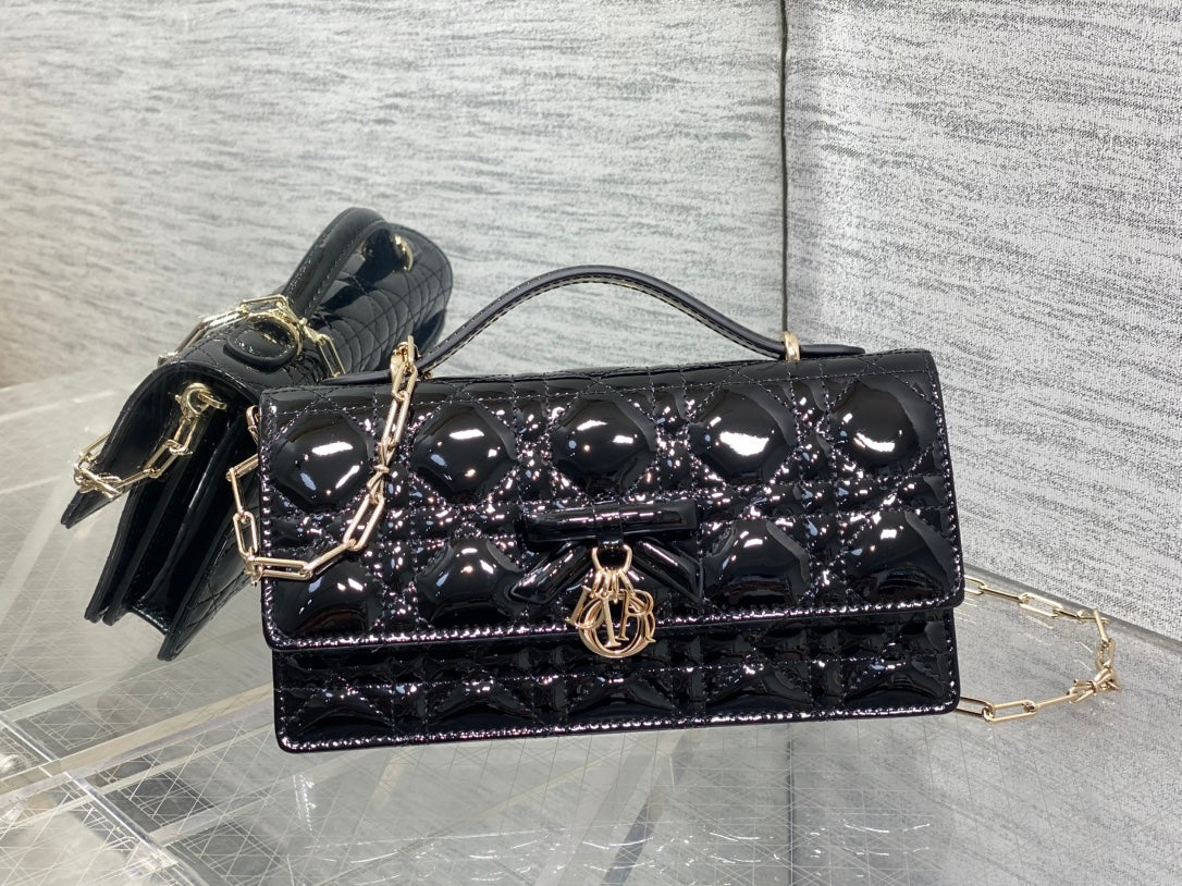 Dior 2026 My Dior Bag 21cm Patent Cannage Calfskin 284155