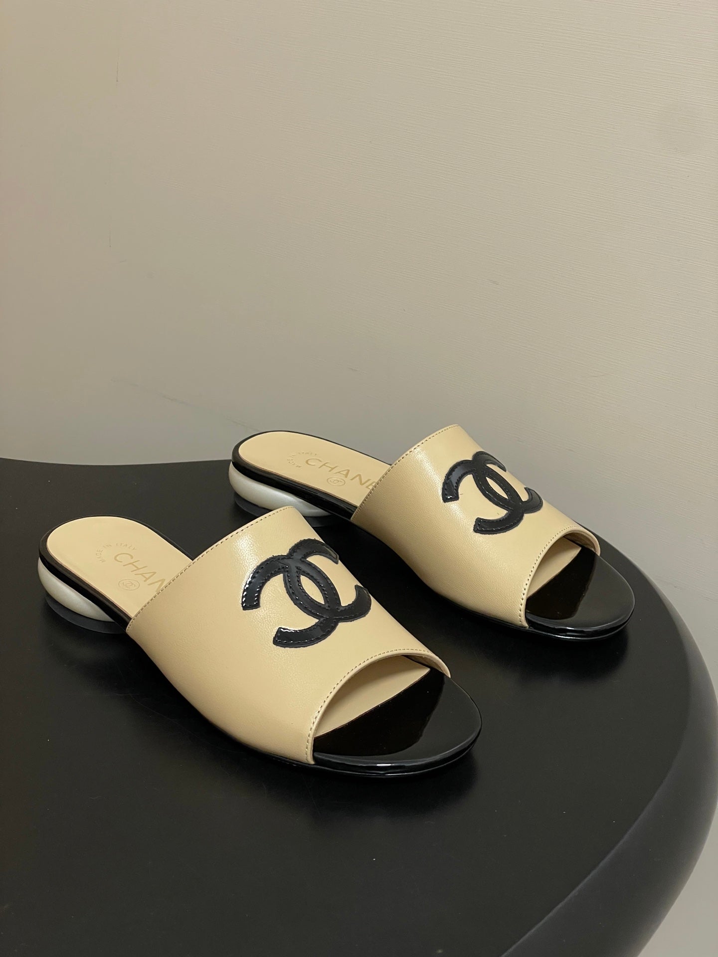 CC 2026 Pearl Flat Sandals Sheepskin Double C Logo