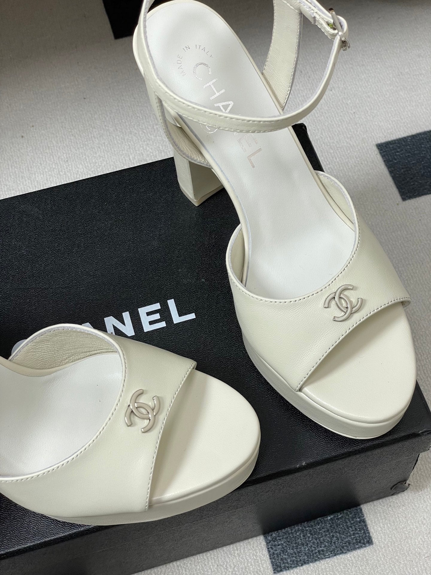 Chanel 2026 High heeled Chunky Platform Peep-toe Sandals Sheepskin 664989