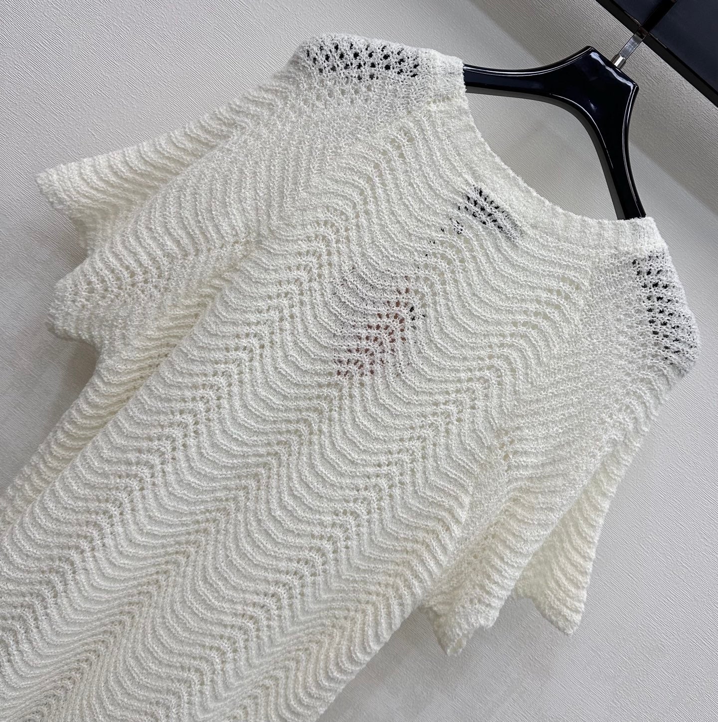 Miu Miu 2026 Wavy Pattern Short-Sleeve Knitwear Black and White Wool